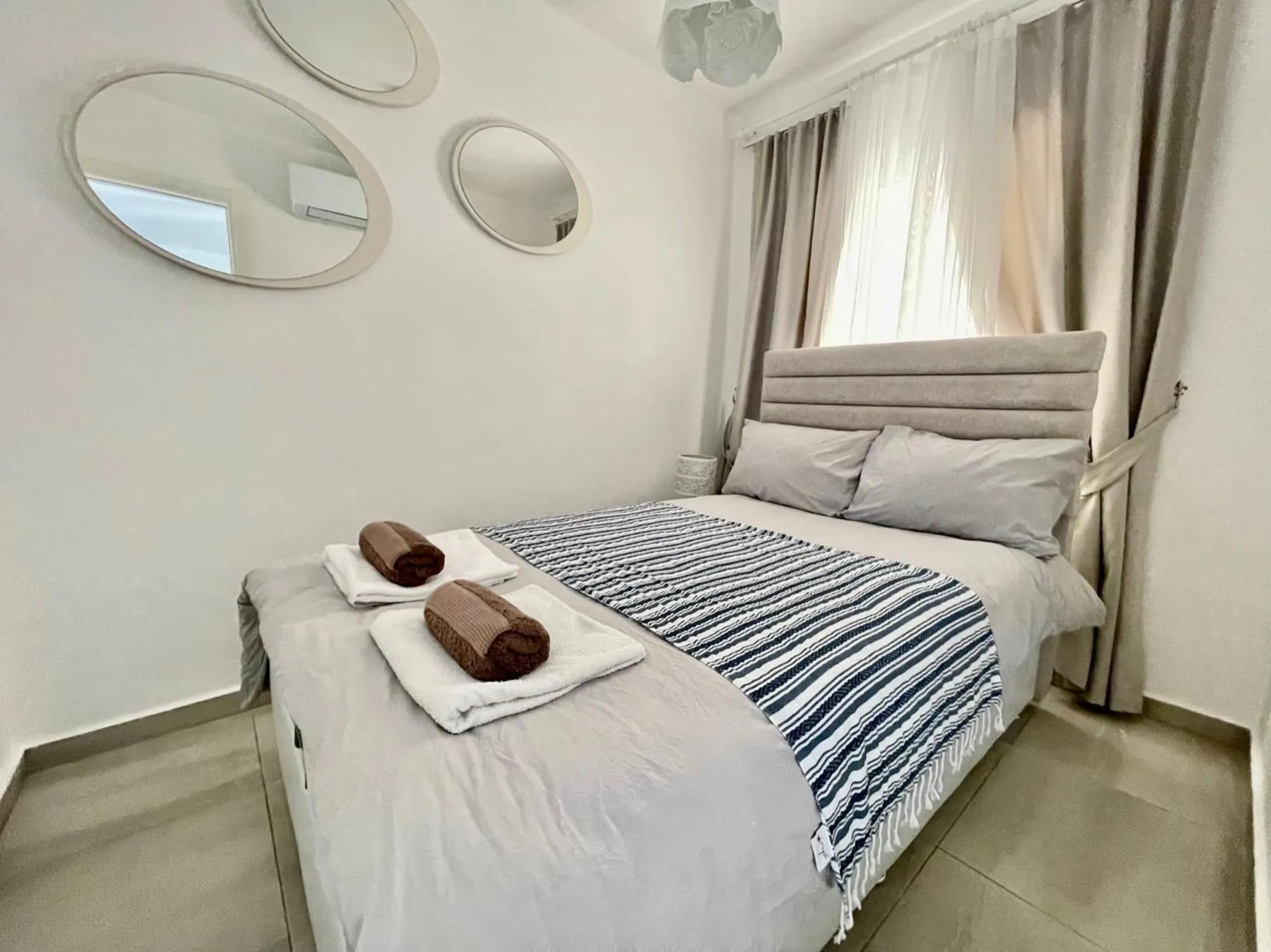 Bed in Peaceful Run-a-way by the Sea
