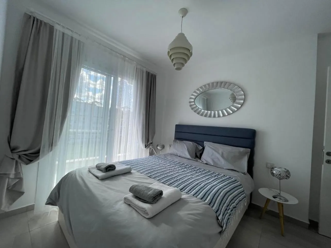 Bed in Peaceful Run-a-way by the Sea