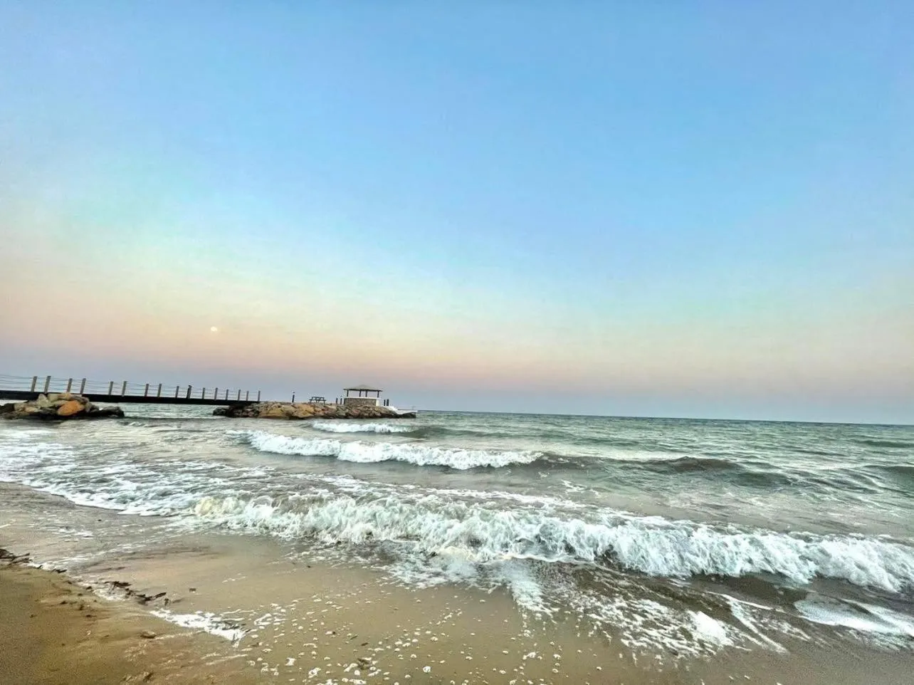 Natural landscape in Peaceful Run-a-way by the Sea