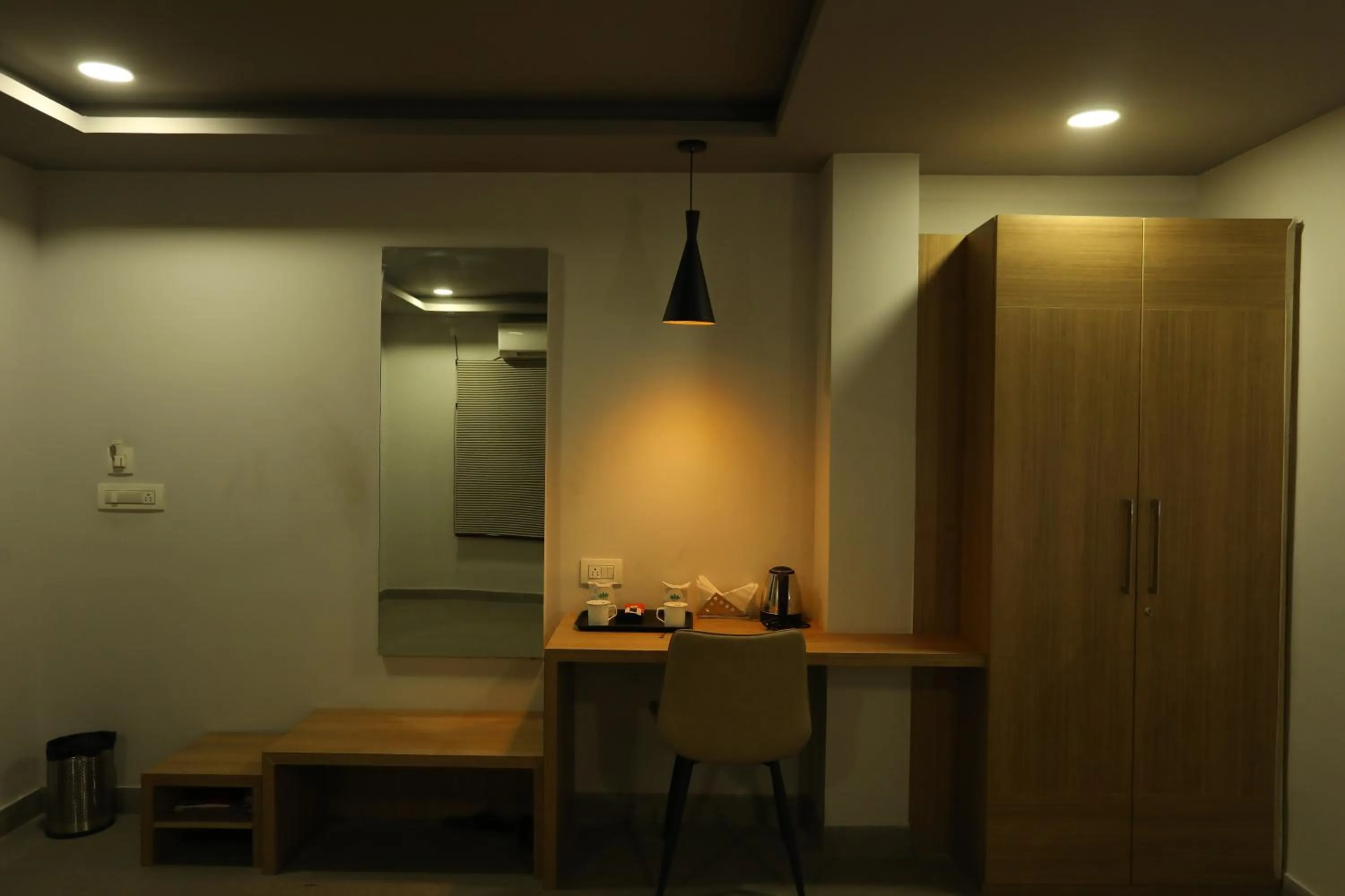 Coffee/tea facilities in VIPs Hotel Olive