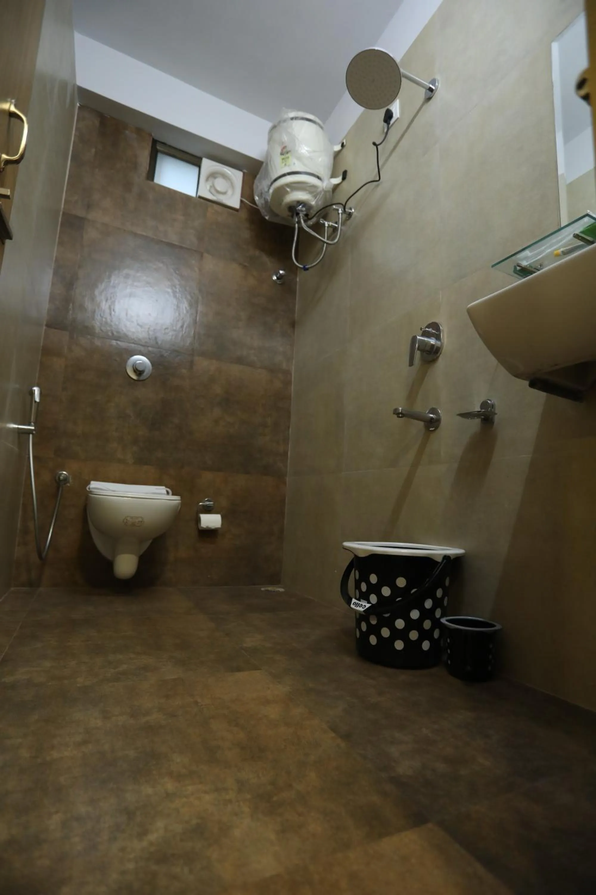 Bathroom in VIPs Hotel Olive