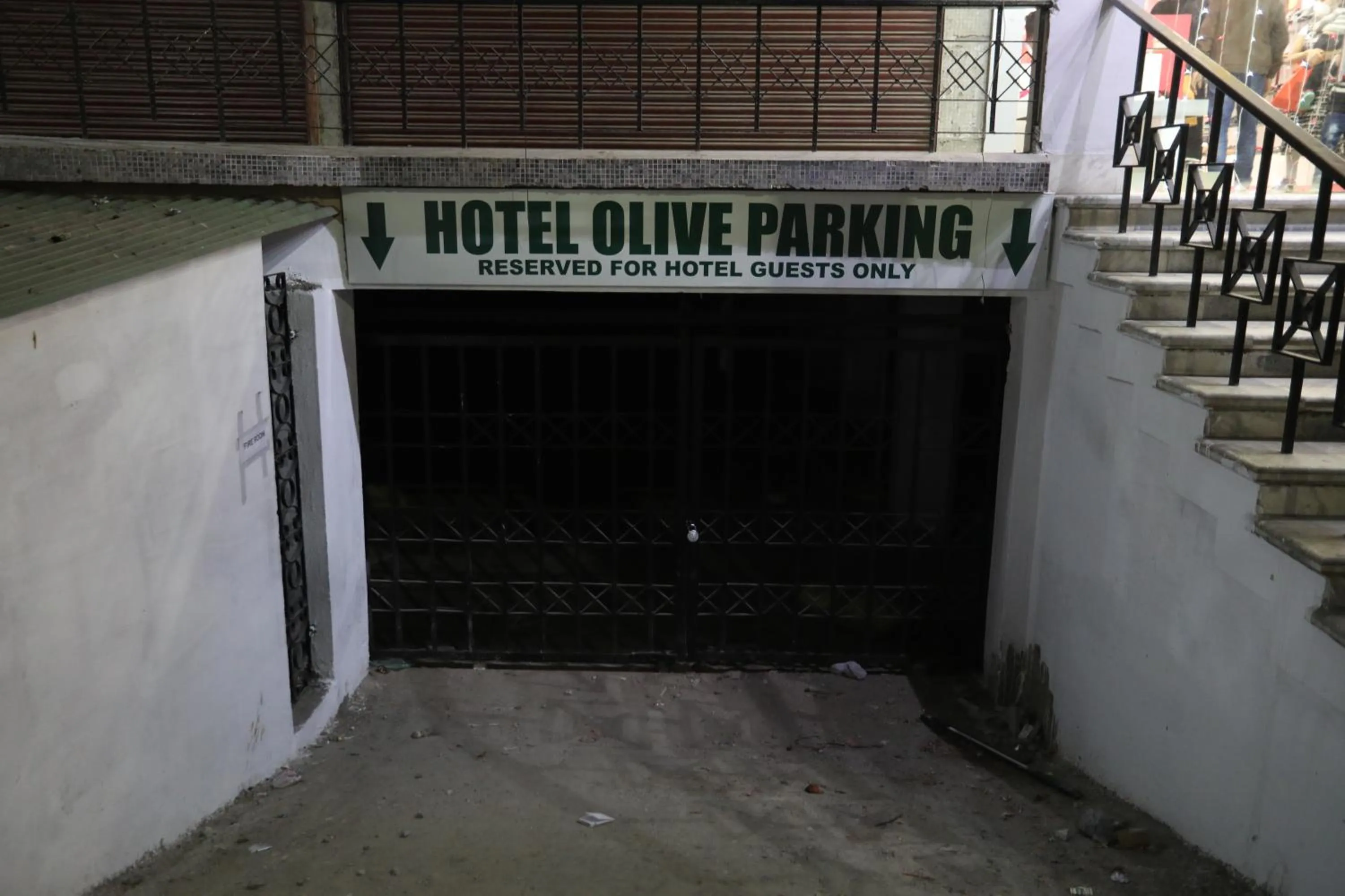 Facade/entrance in VIPs Hotel Olive