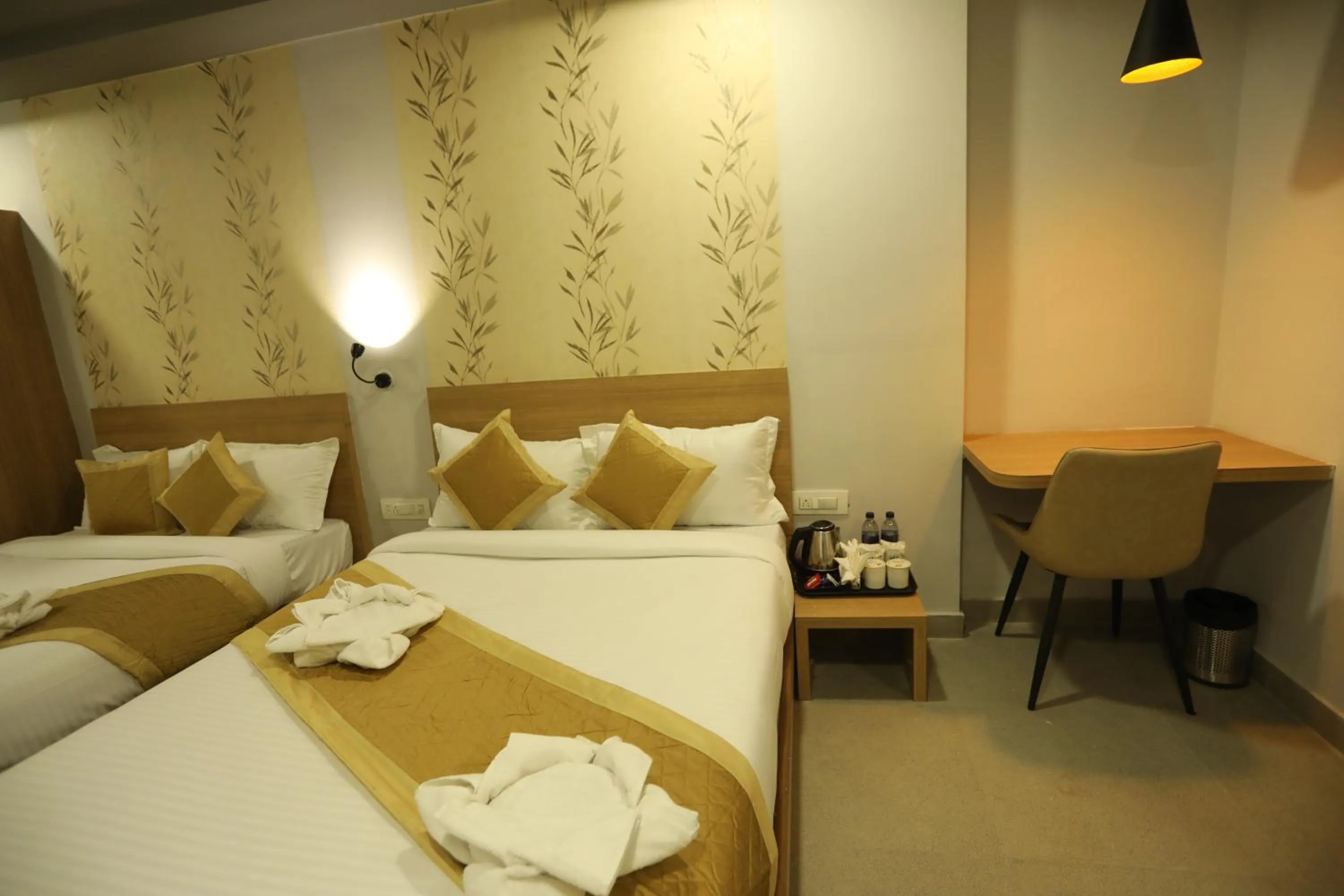 Photo of the whole room, Bed in VIPs Hotel Olive