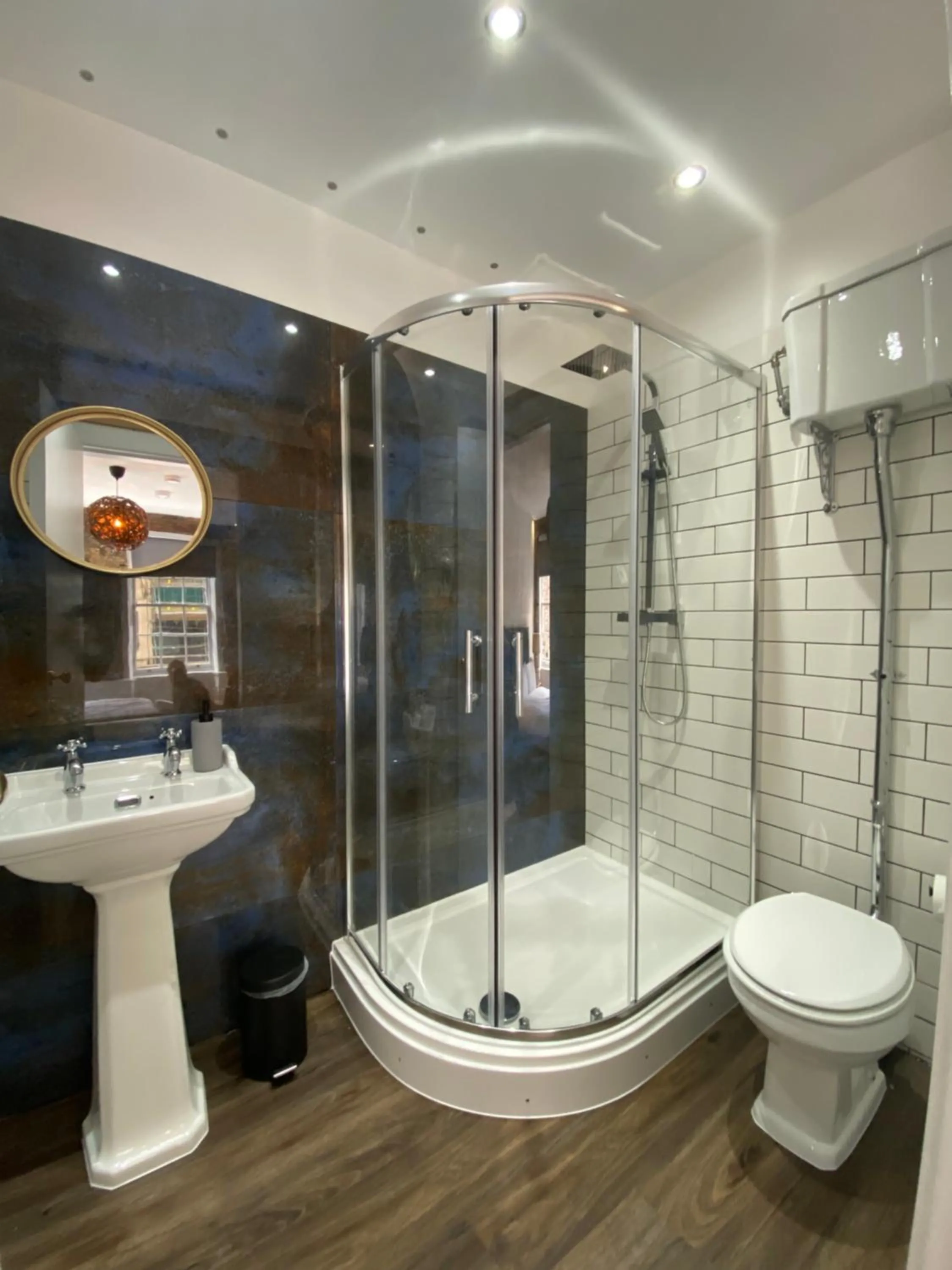 Bathroom in Royal Mile Romance by Edinburgh Heritage Collection