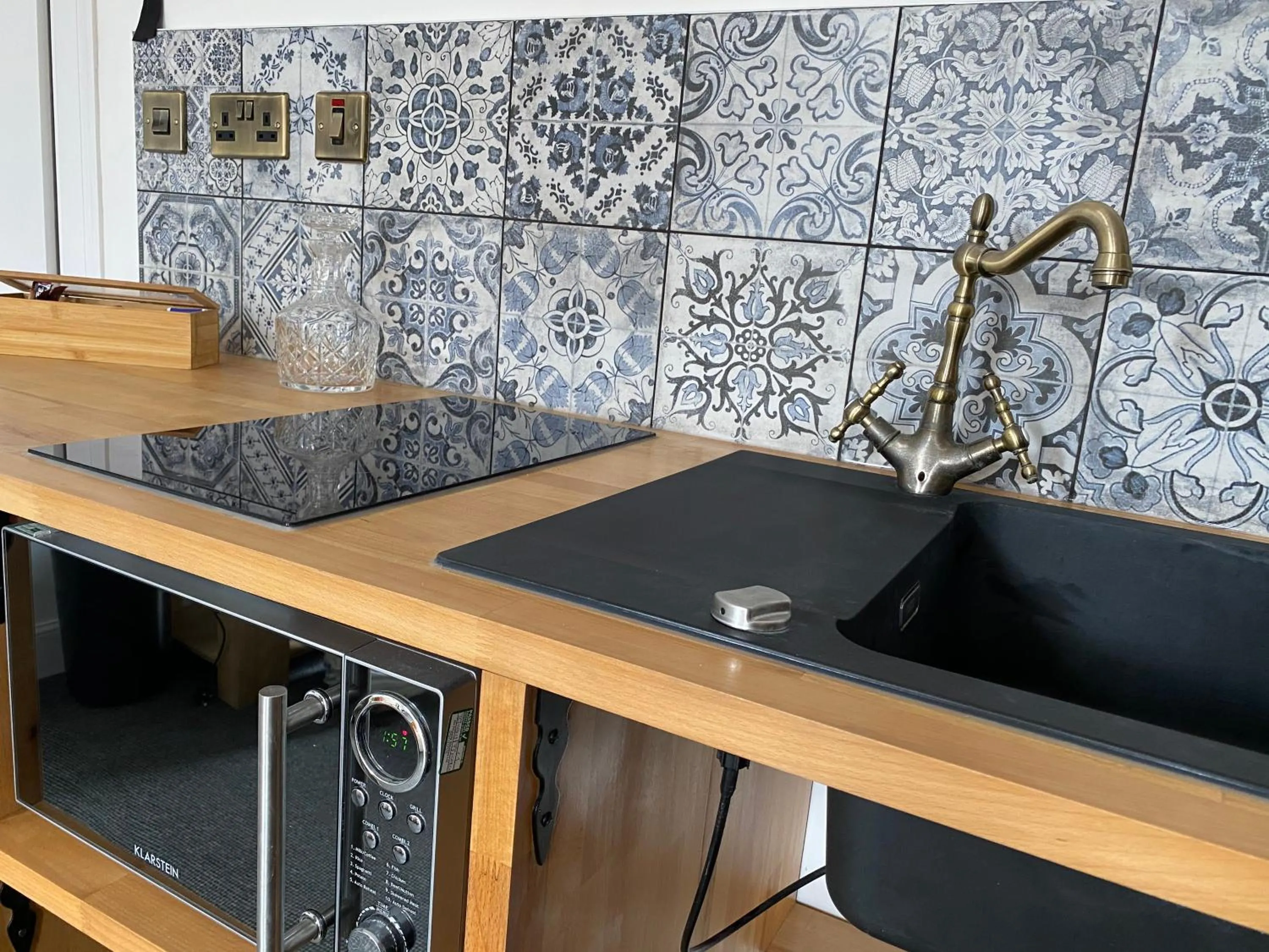 Kitchen or kitchenette in Royal Mile Romance by Edinburgh Heritage Collection