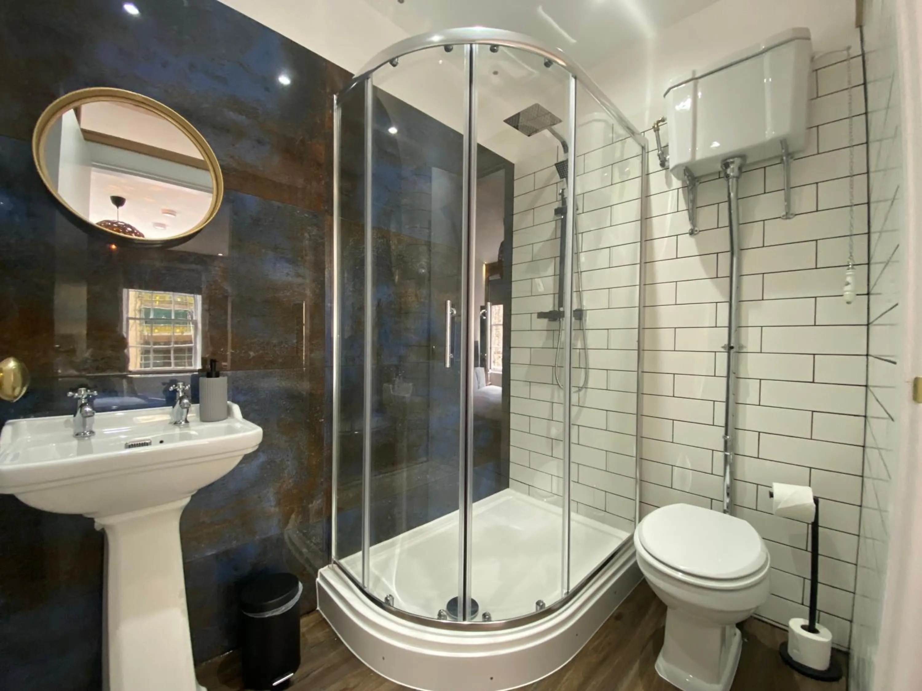 Bathroom in Royal Mile Romance by Edinburgh Heritage Collection
