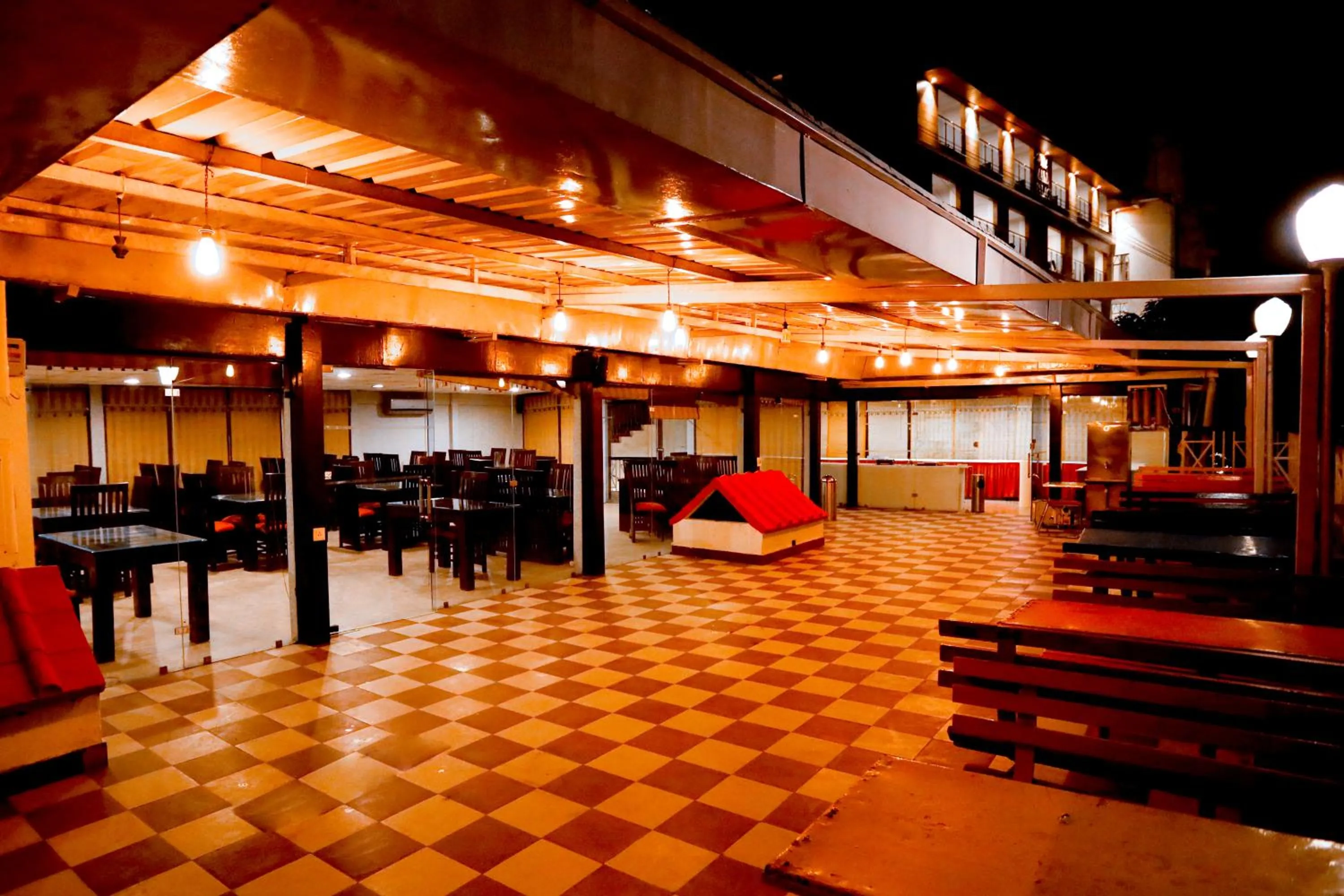Restaurant/places to eat in Calux Hill Queen at Mall Road with Parking - Formerly Amara