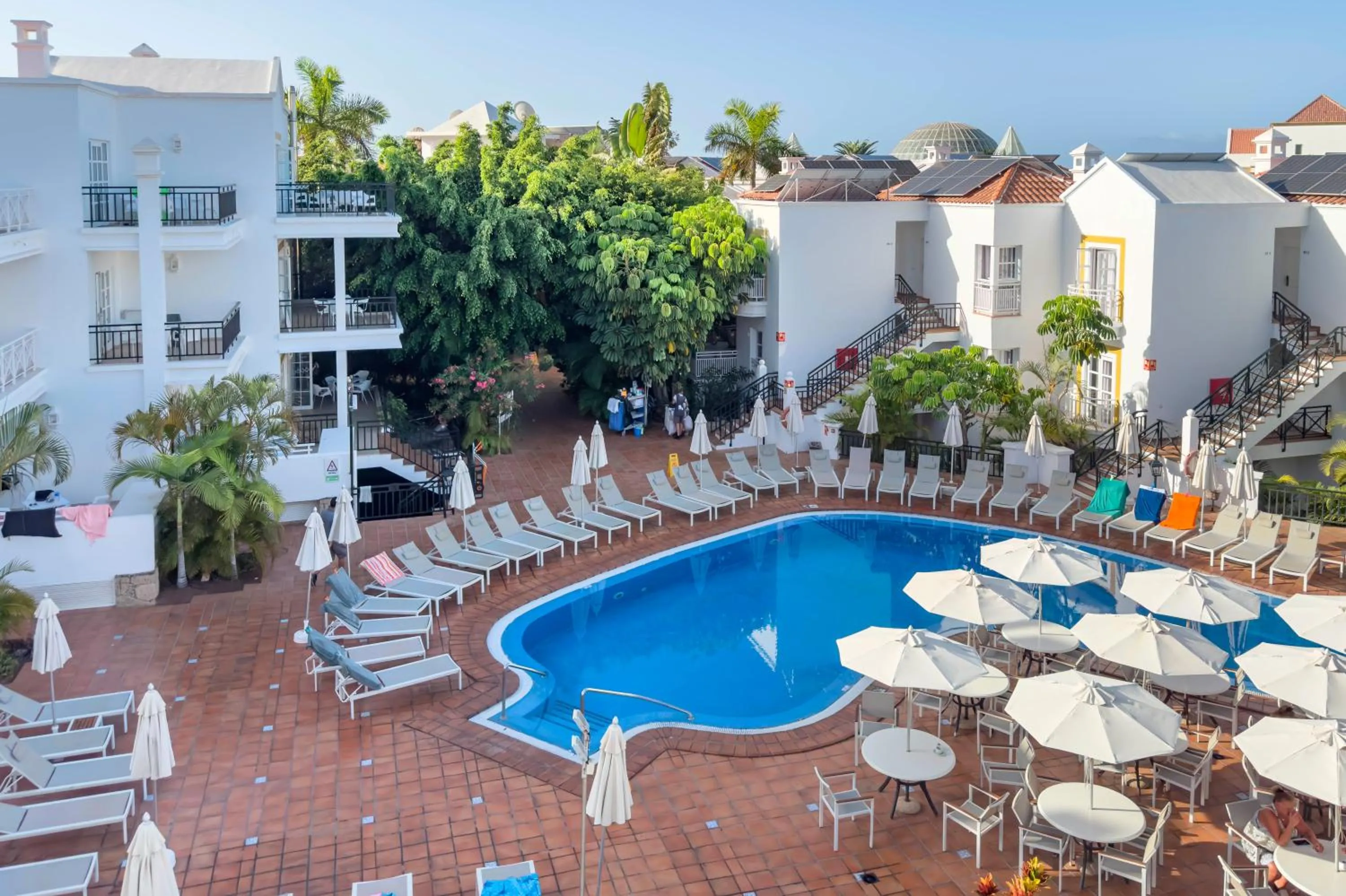 Property building in Apartamentos Parque del Sol