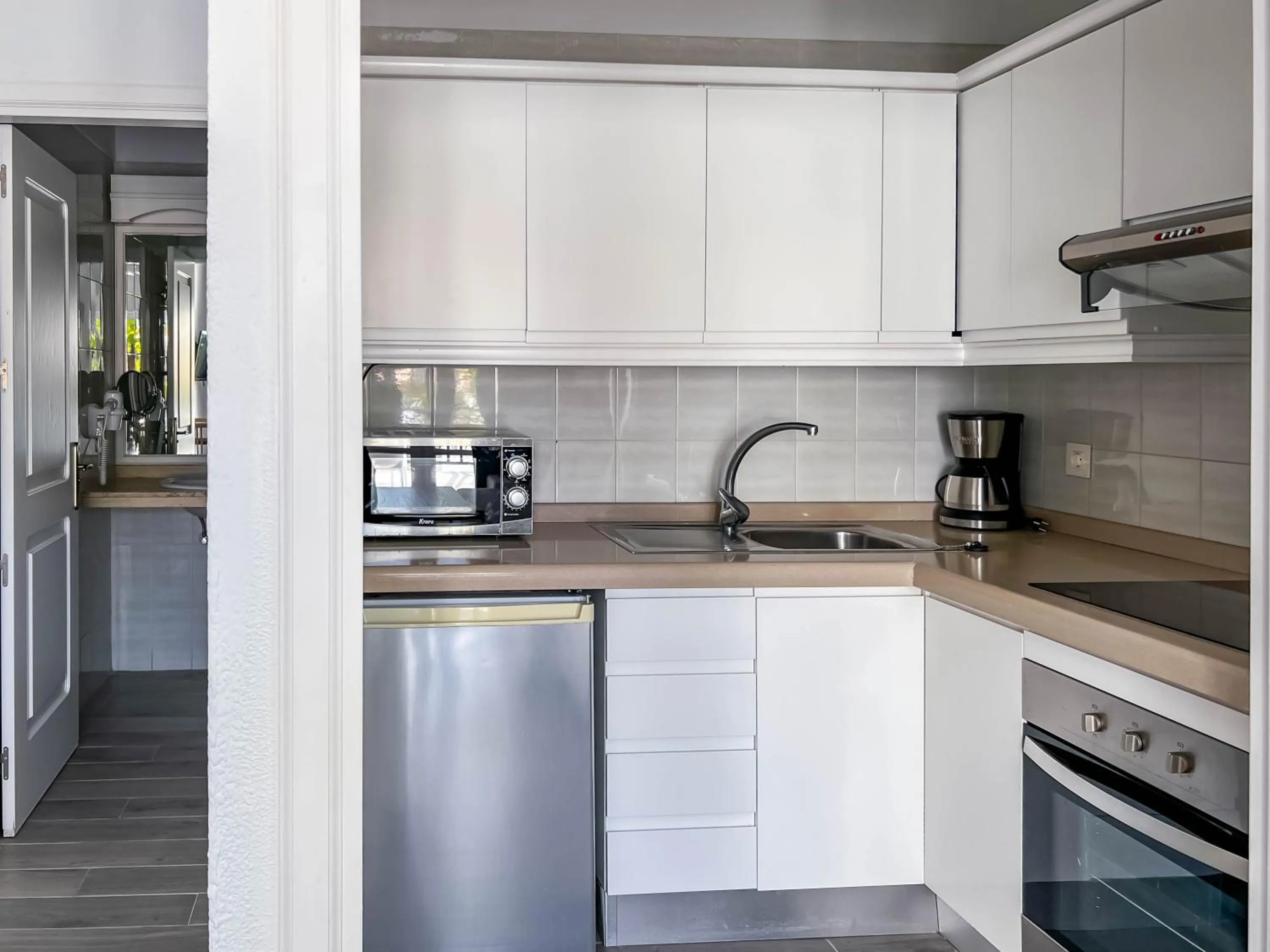 kitchen in Apartamentos Parque del Sol