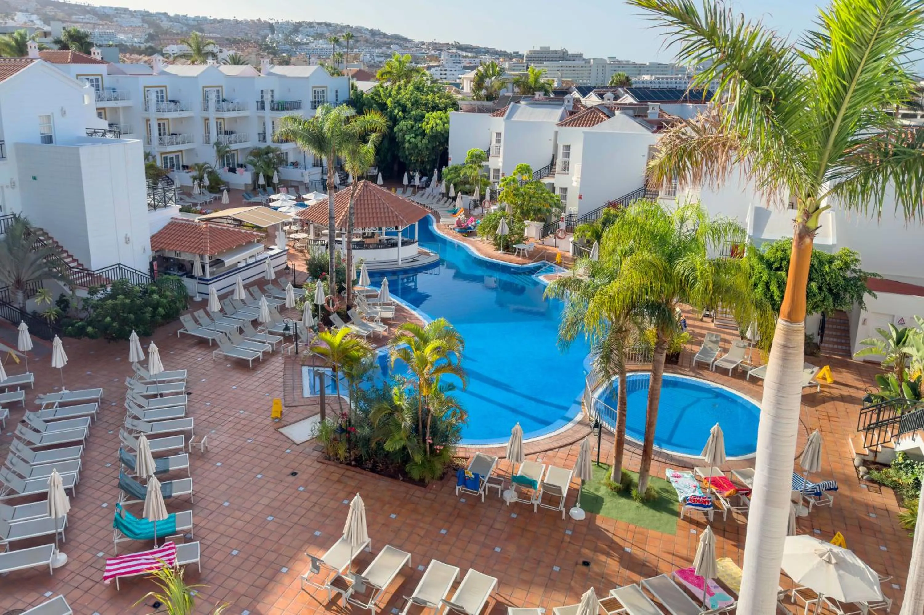 Property building in Apartamentos Parque del Sol