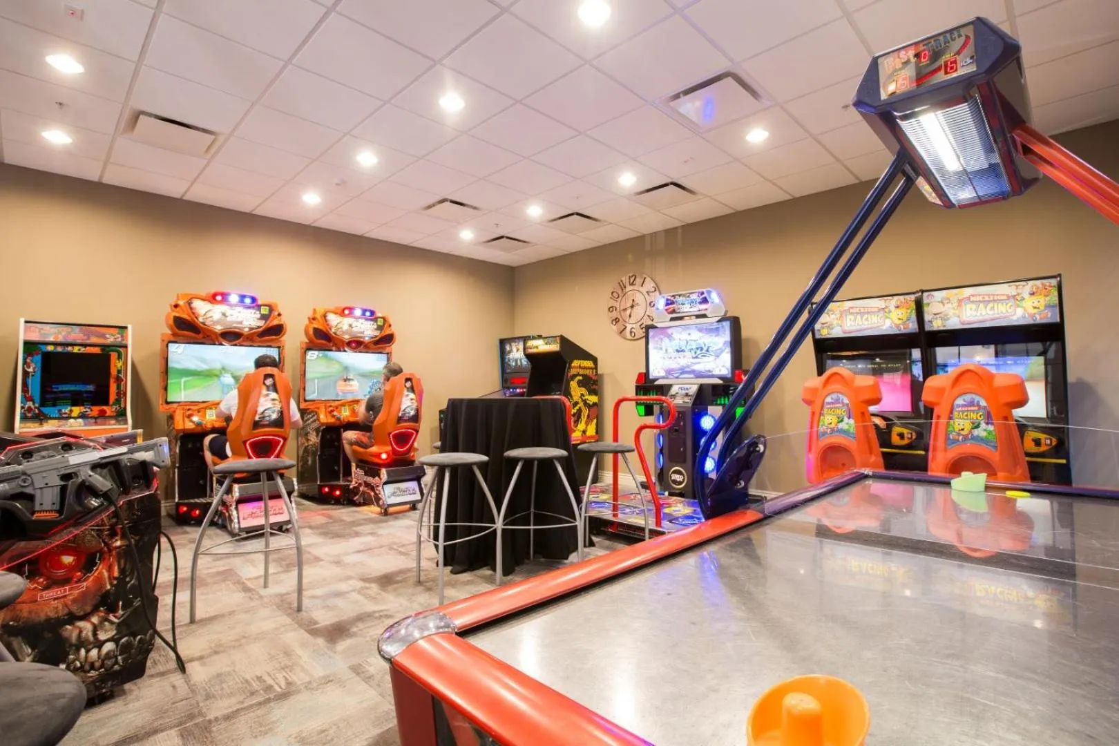 Resort Townhome wPRIVATE Pool & BBQ, near Disney