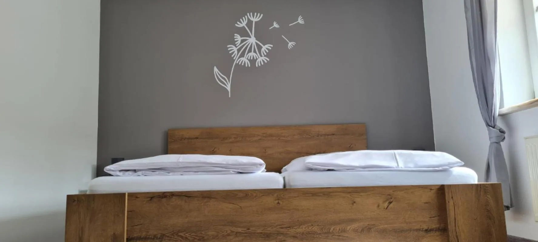 Bed in Hotel Zur Erholung & Restaurant Amme's Landhaus