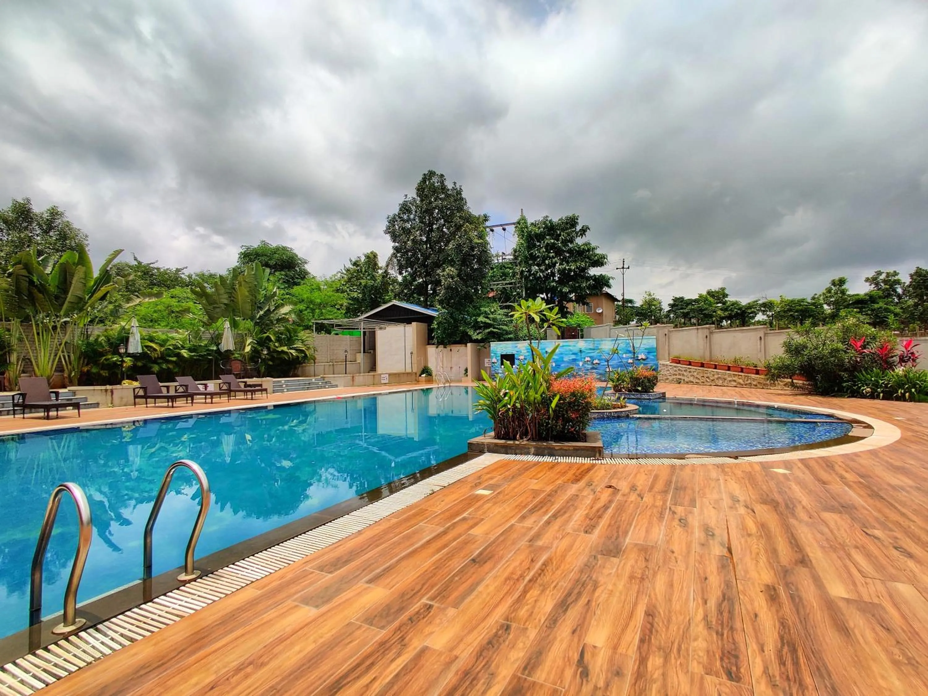 Swimming pool in Pushpam Sanskruti Resort Karjat