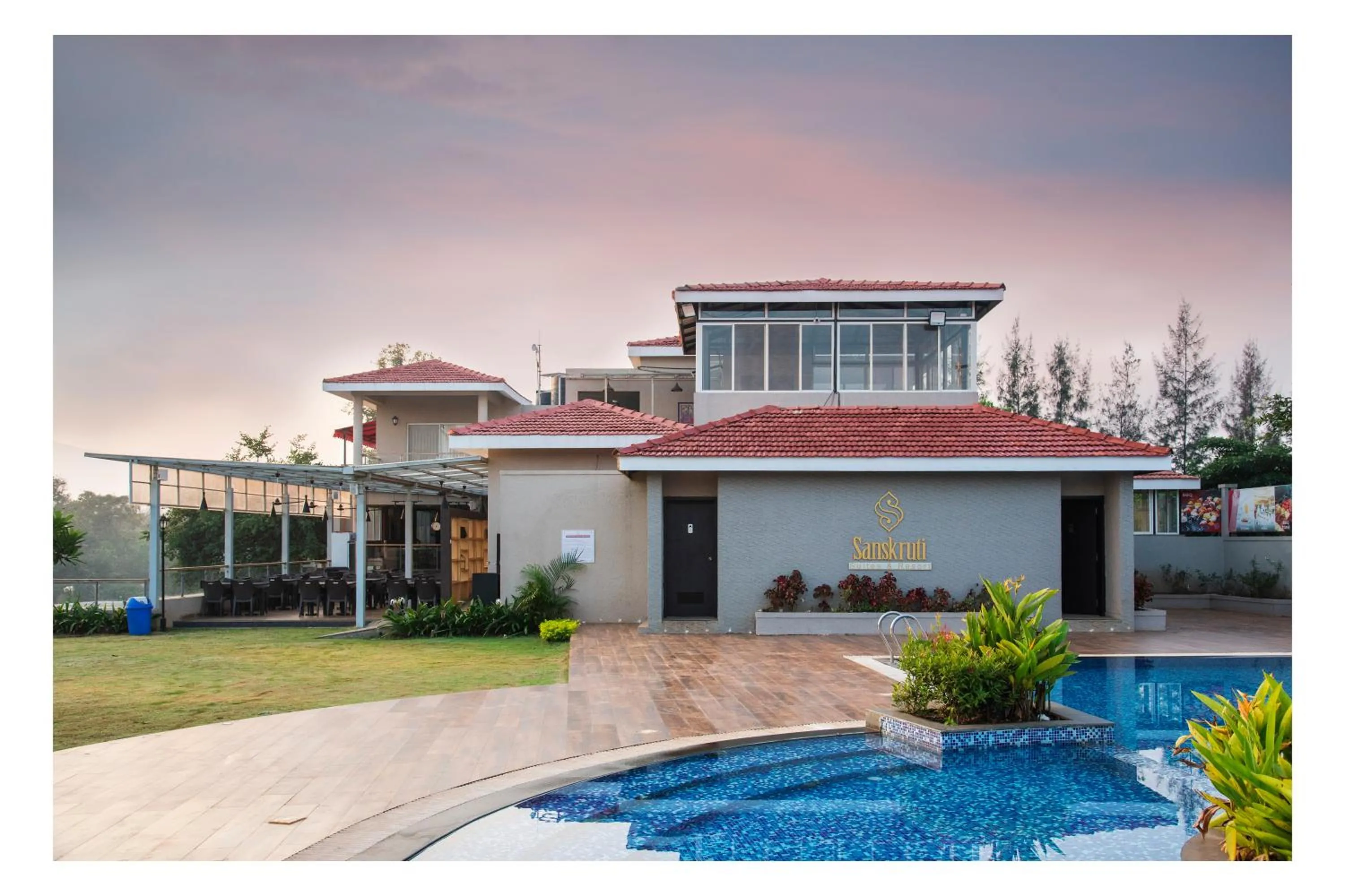 Food and drinks in Pushpam Sanskruti Resort Karjat