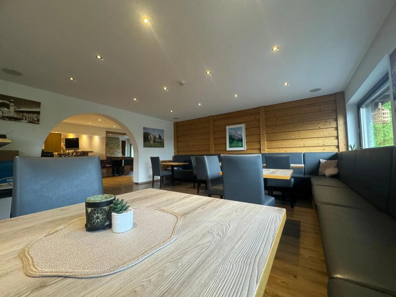 Lounge or bar in Sonnenburg Hotel