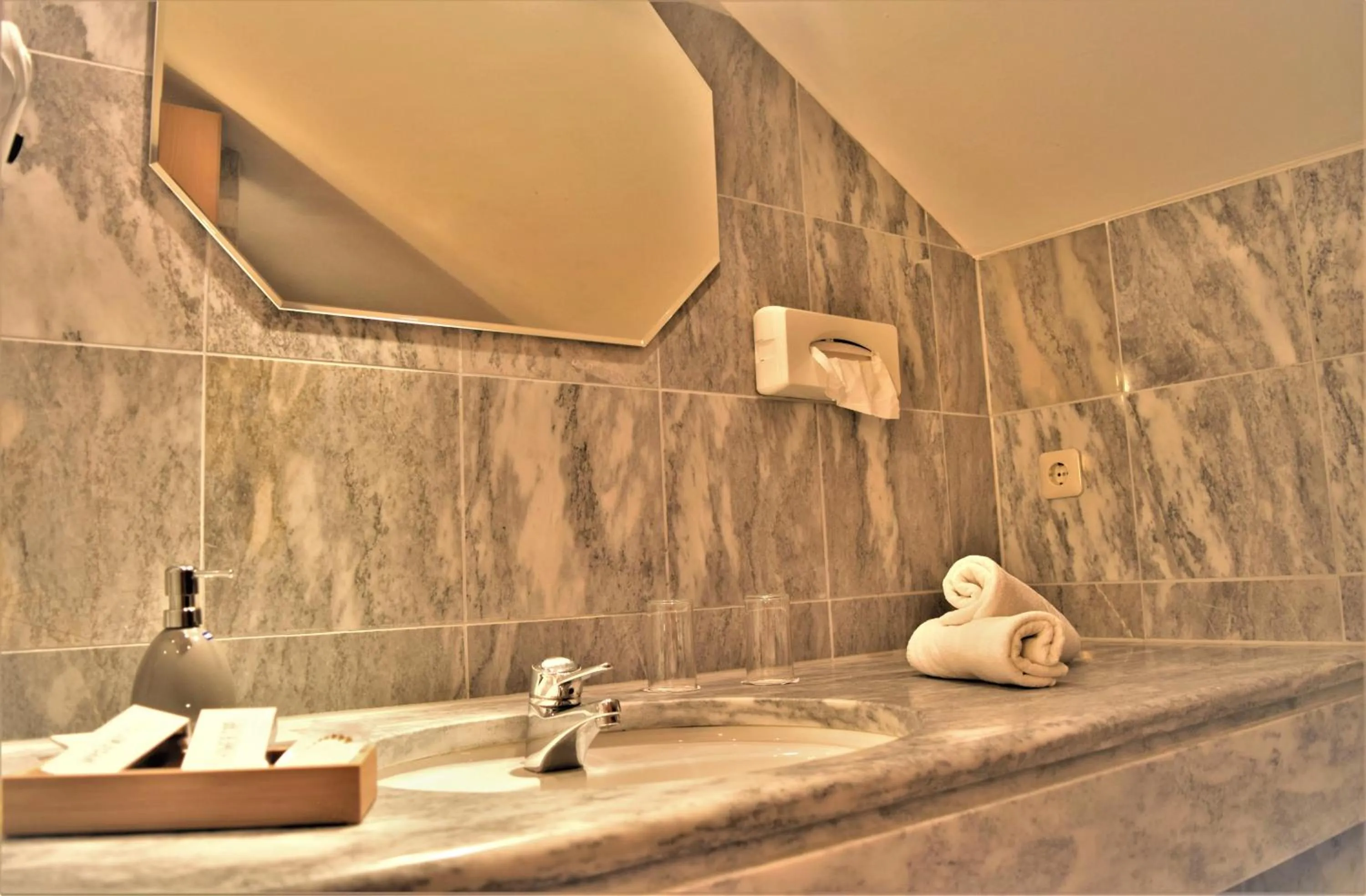 Bathroom in Hotel zum Bräu