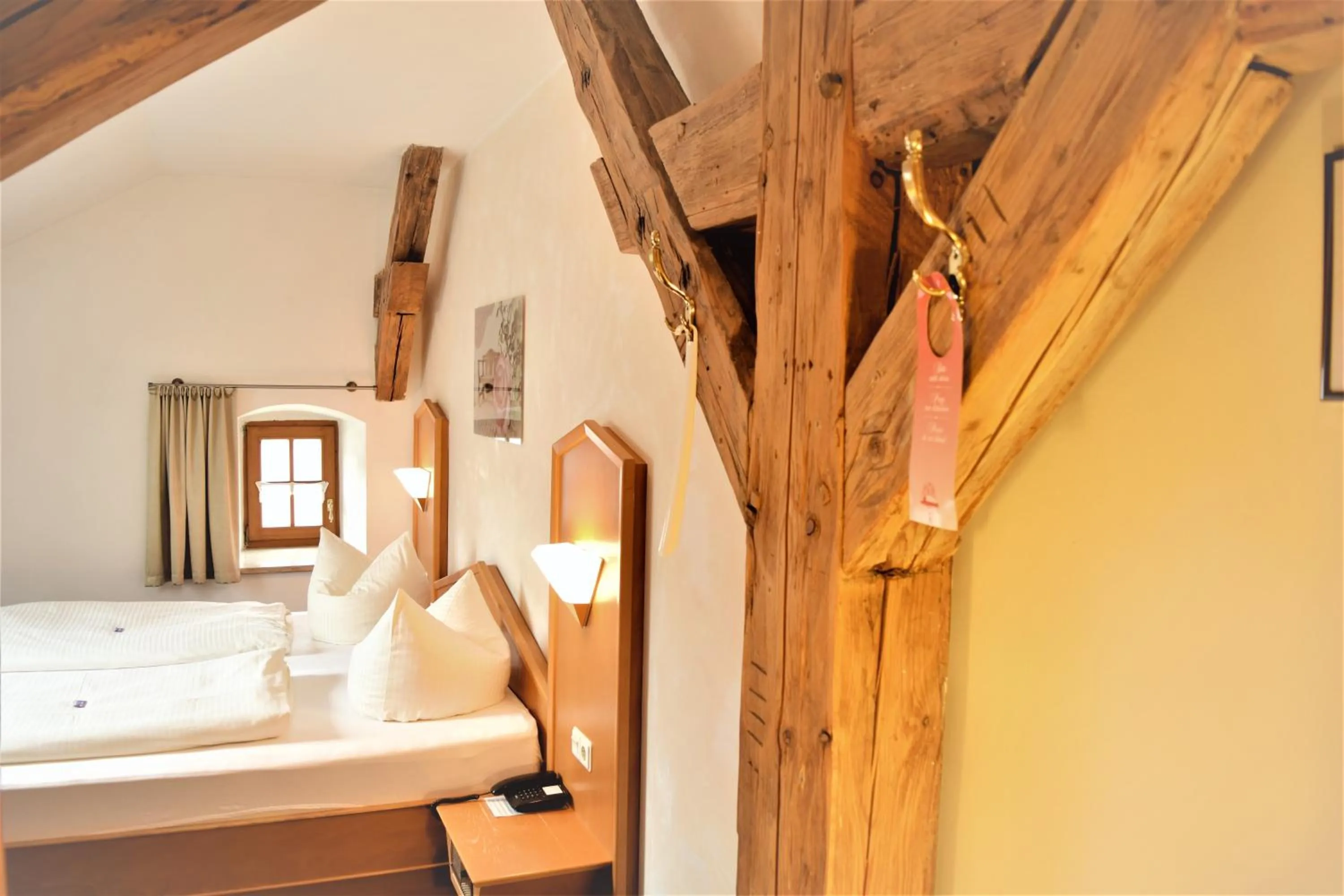 Photo of the whole room, Bed in Hotel zum Bräu