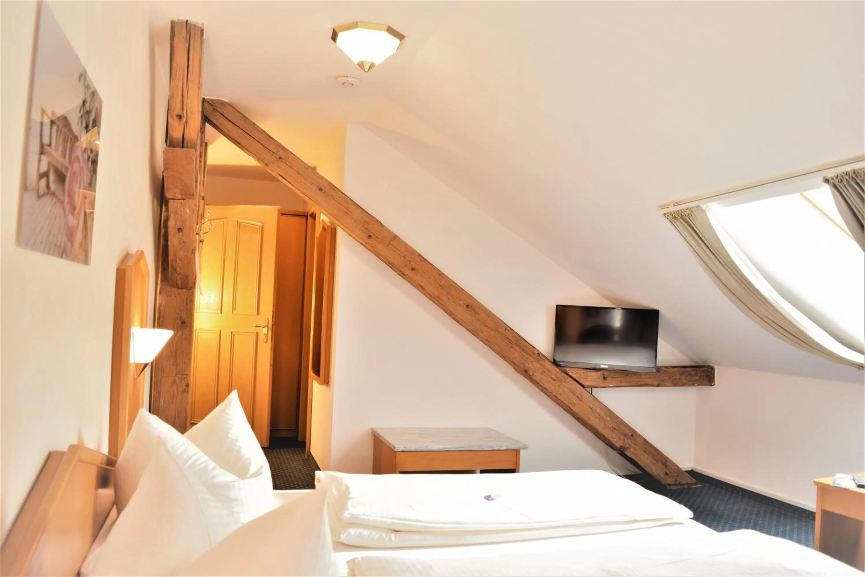 Bed in Hotel zum Bräu