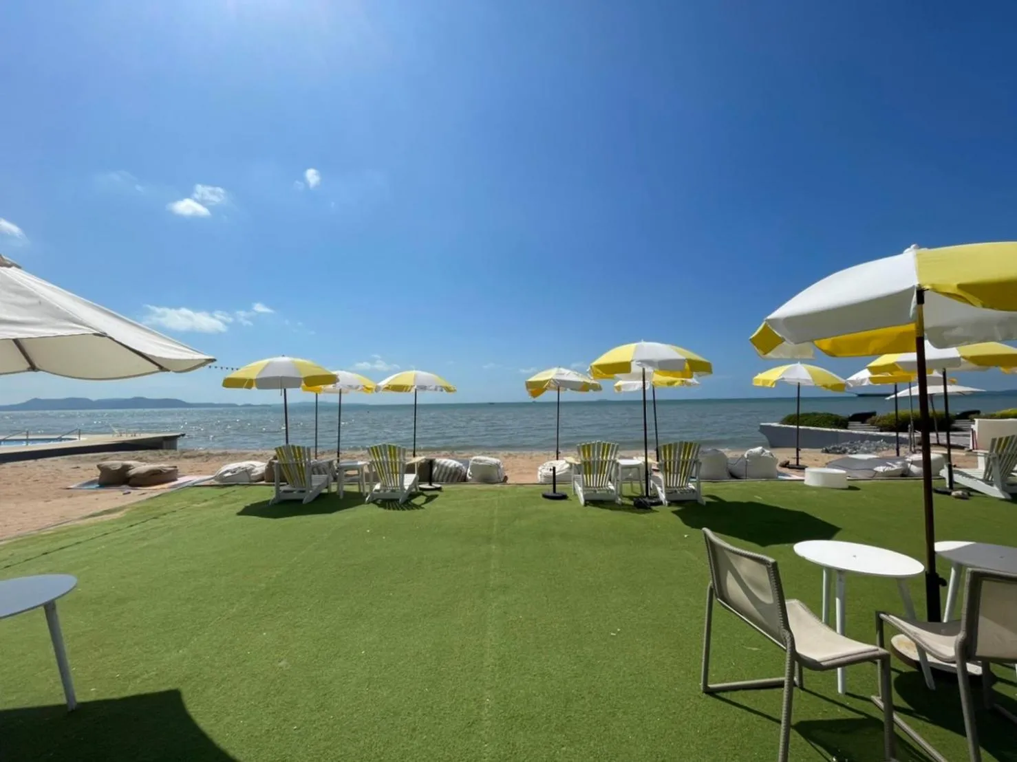 Restaurant/places to eat in Veranda Residence By Hello Pattaya