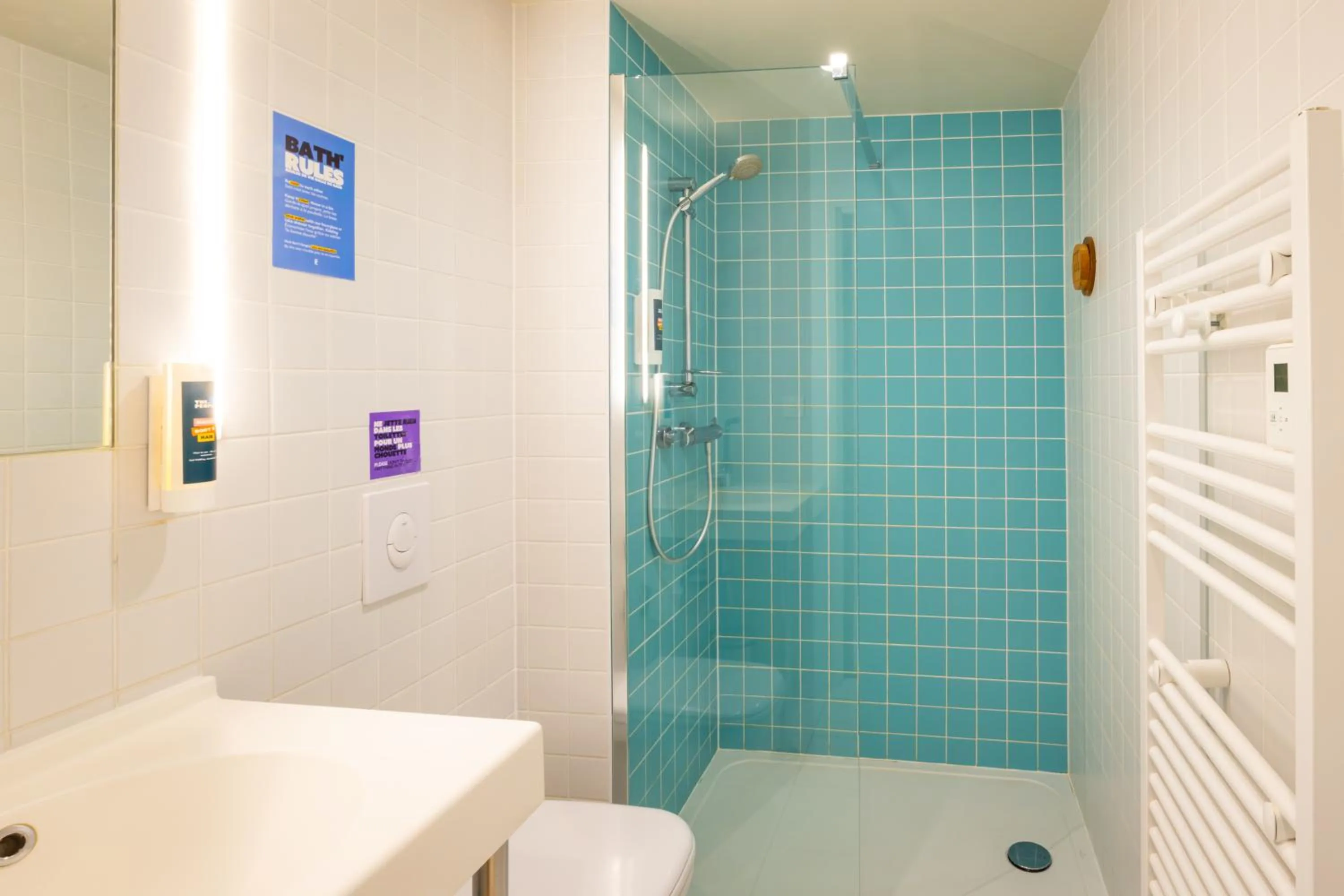 Bathroom in The People - Strasbourg