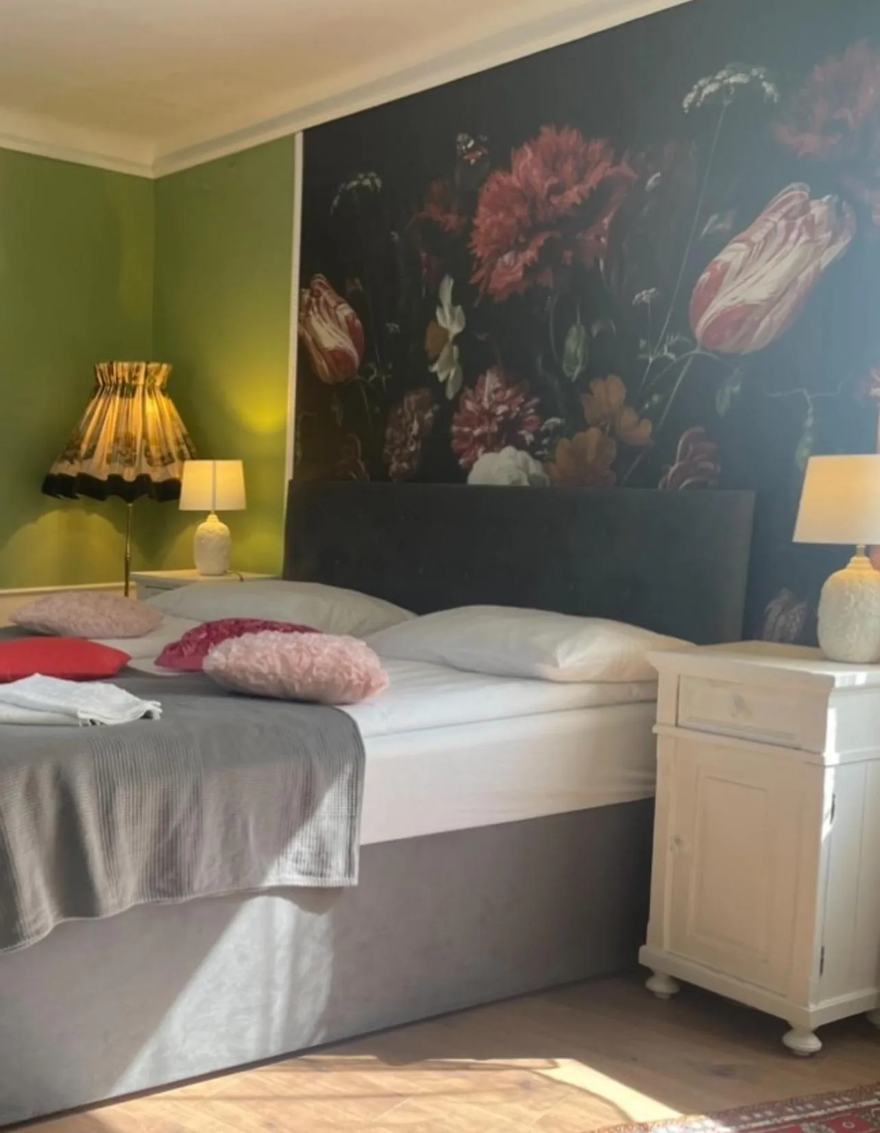 Bed in Corso, Zimmer & Cafe, Hotel Garni