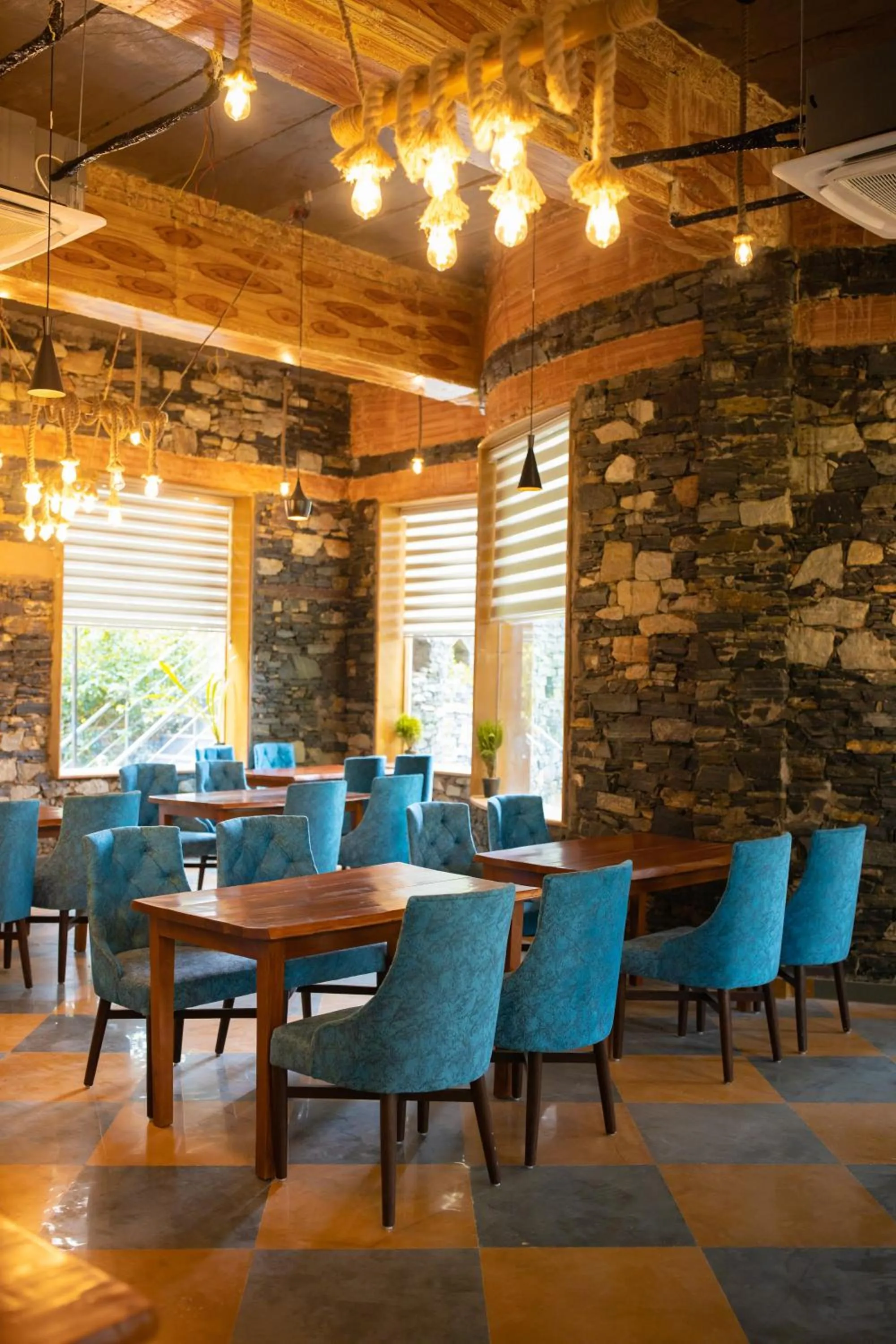 Restaurant/places to eat in Nature Village Resort