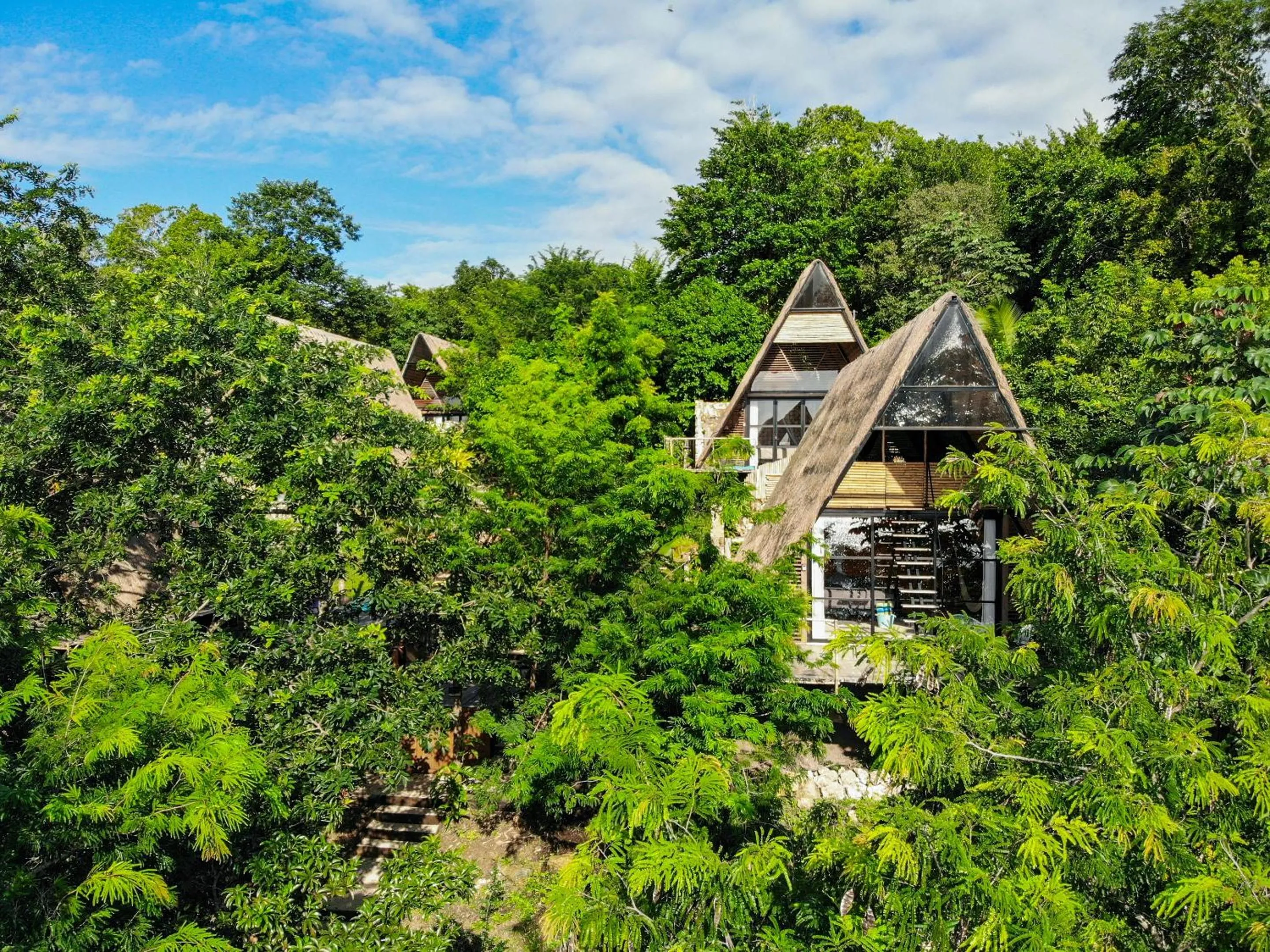 Property building in Azul Nomeolvides Bacalar - Guests Only
