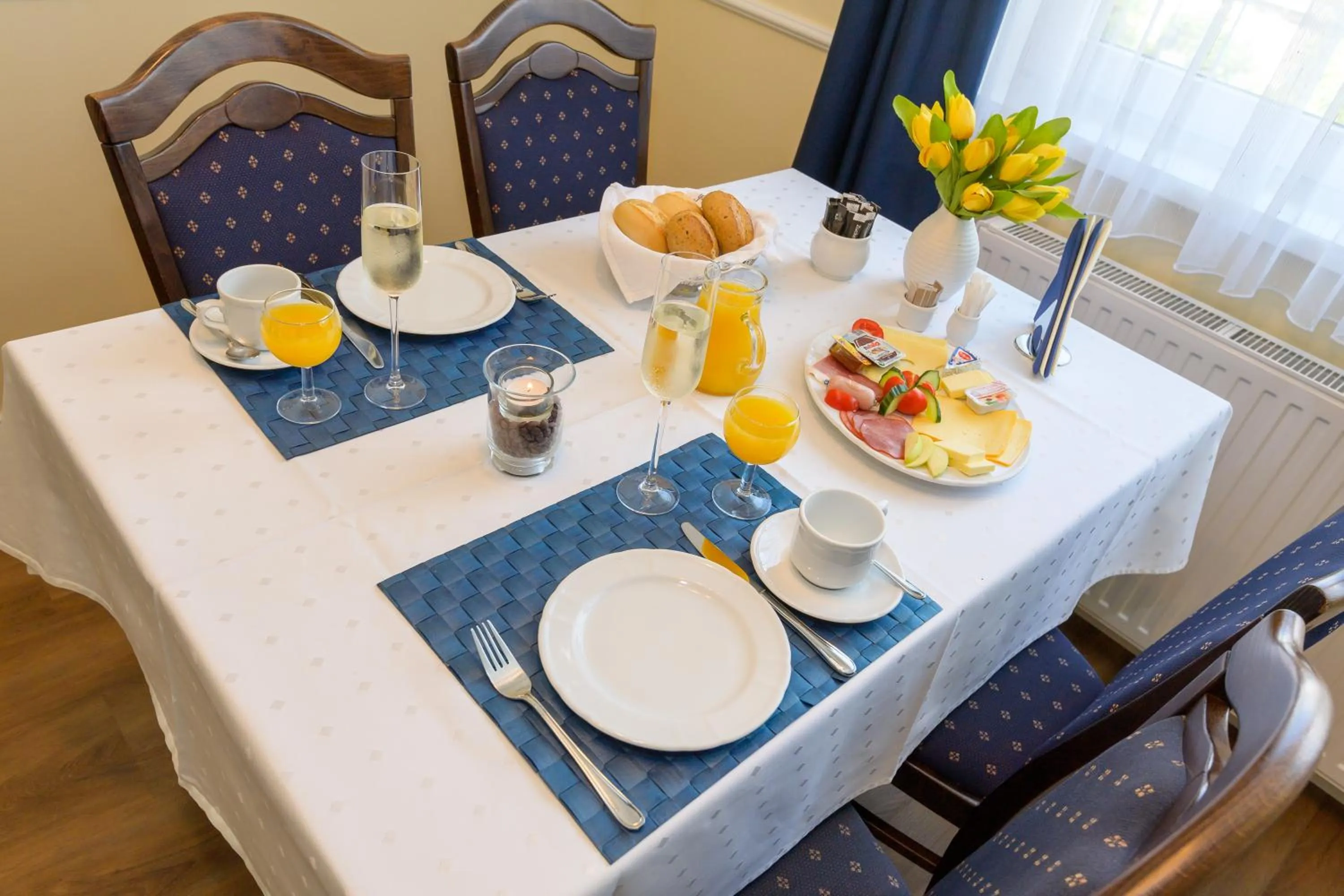 Breakfast in Bremer Apartmenthotel Superior