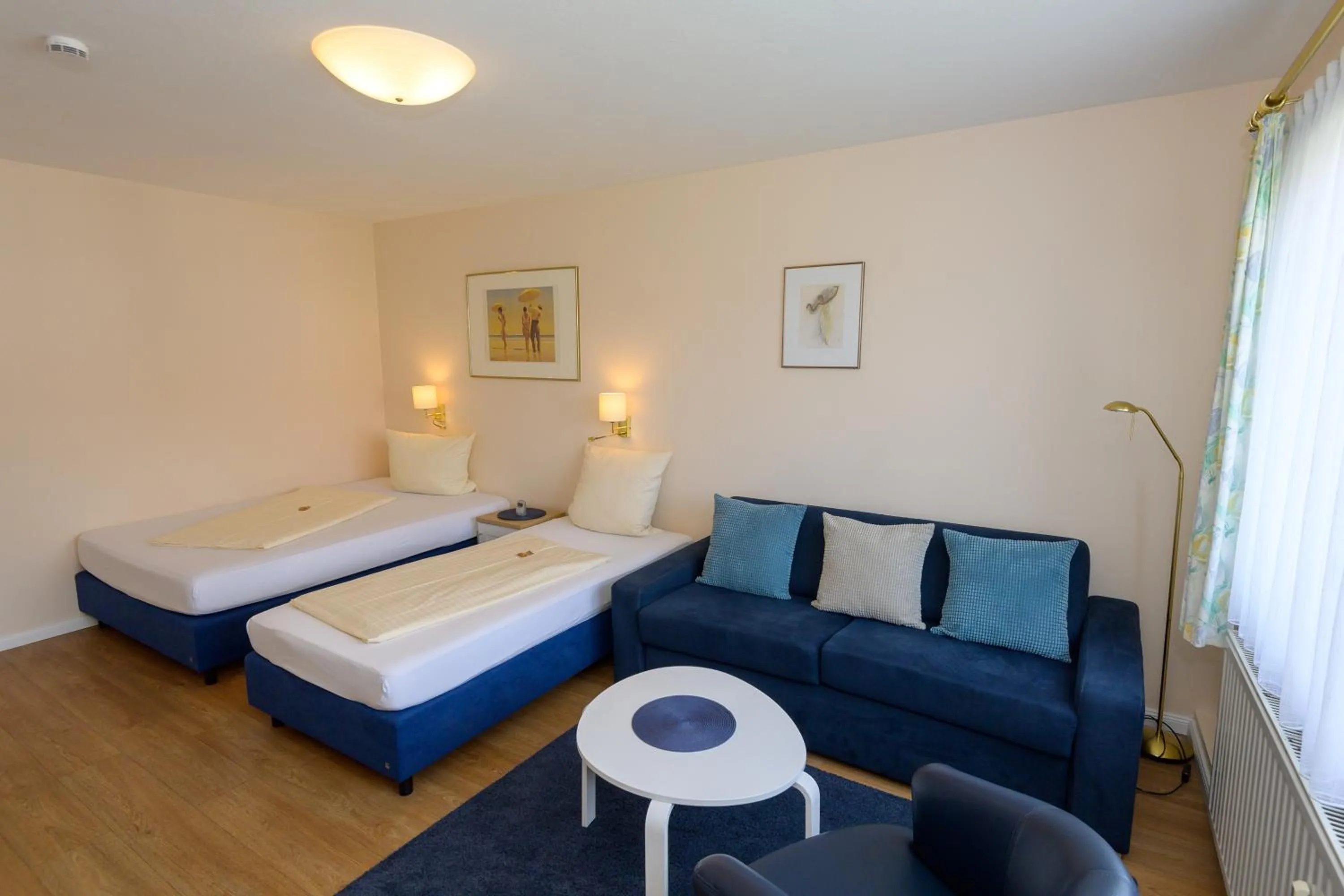 Photo of the whole room, Bed in Bremer Apartmenthotel Superior