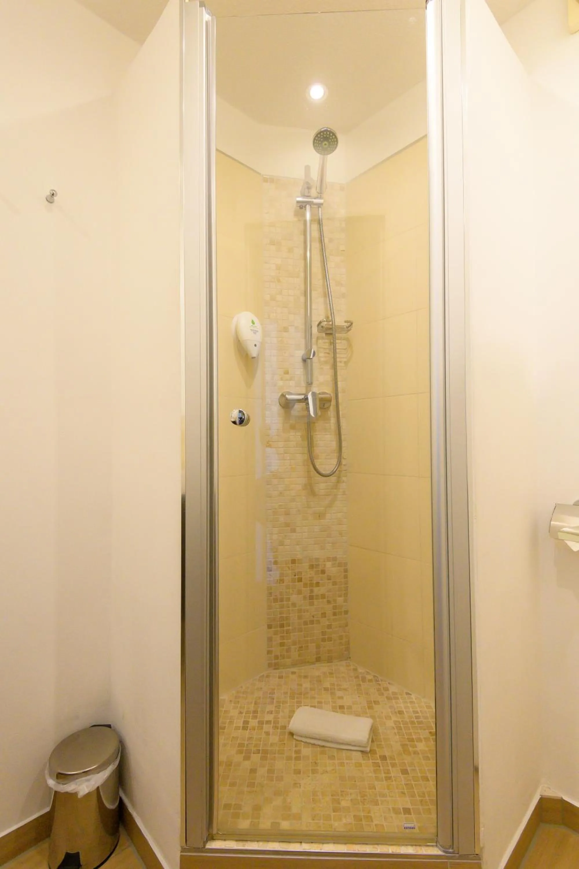 Bathroom in Bremer Apartmenthotel Superior