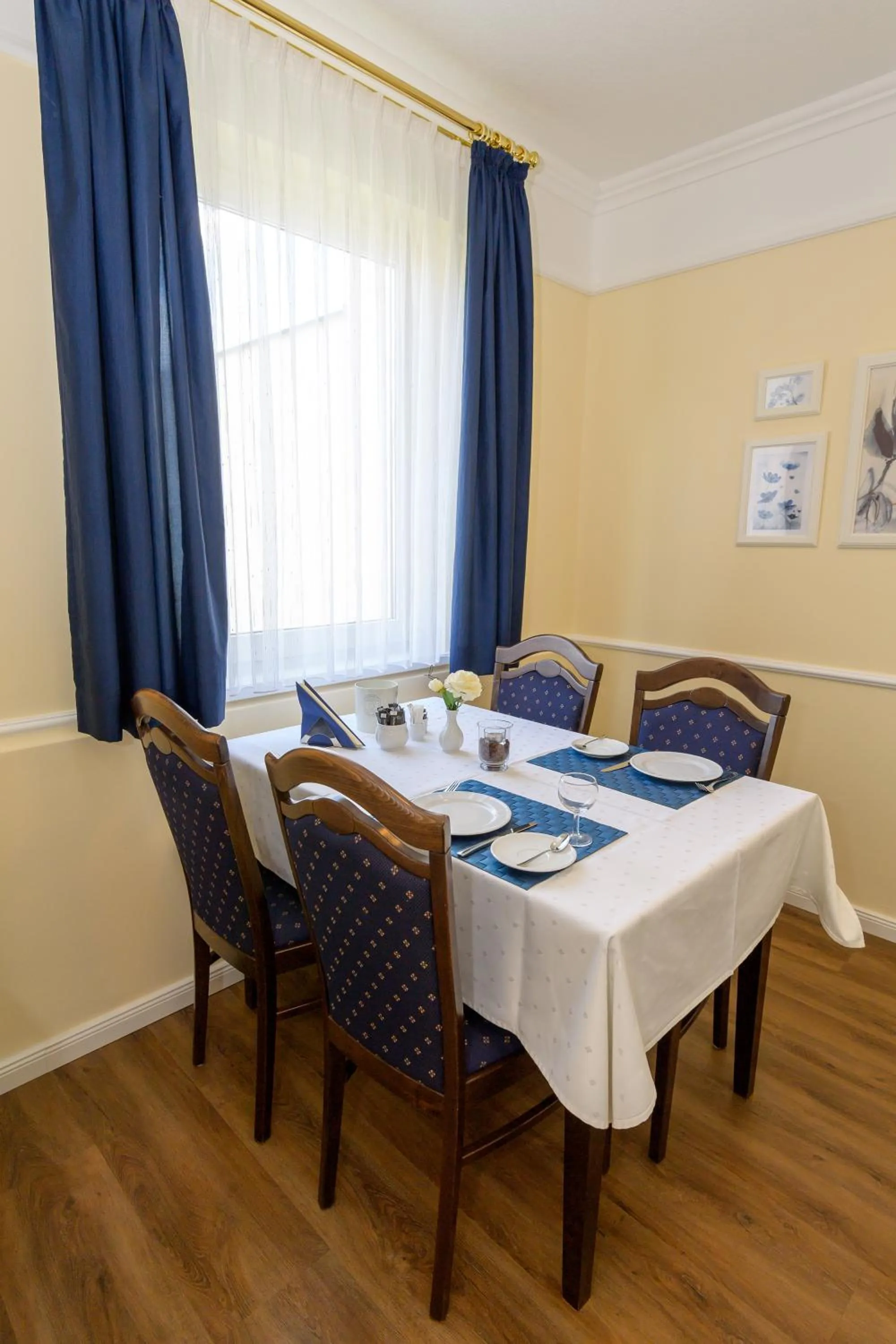 Breakfast in Bremer Apartmenthotel Superior