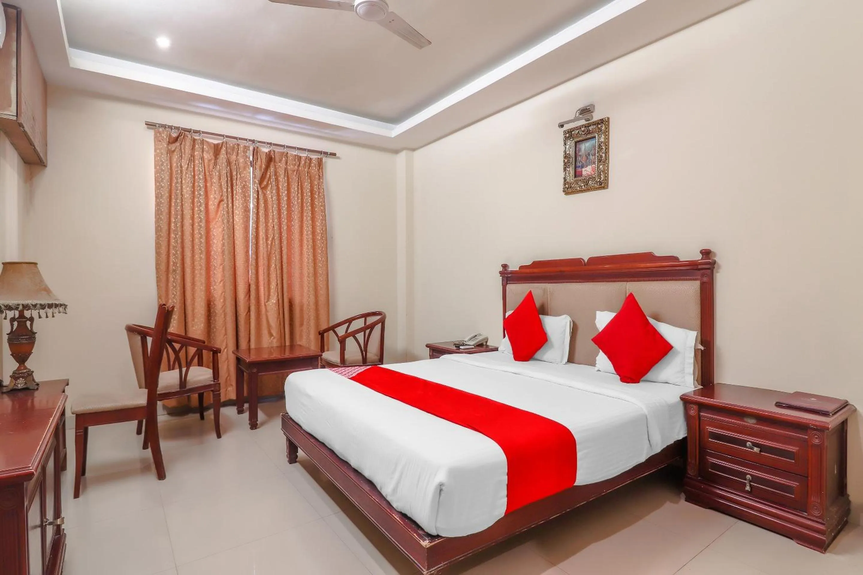 Bedroom, Bed in Hotel O Grandeur By orbit Hotels Near Chennai shopping mall