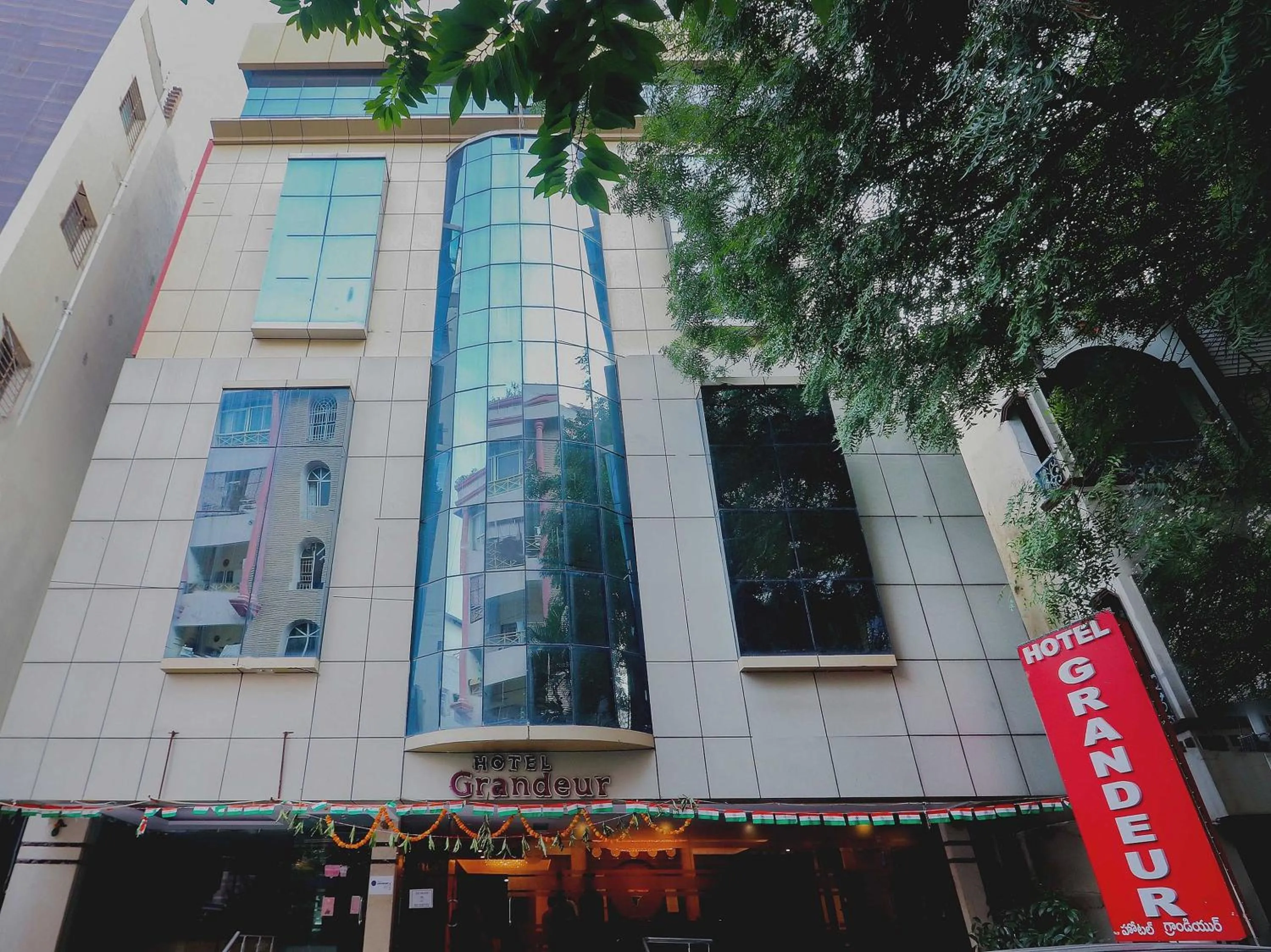 Facade/entrance in Hotel O Grandeur By orbit Hotels Near Chennai shopping mall