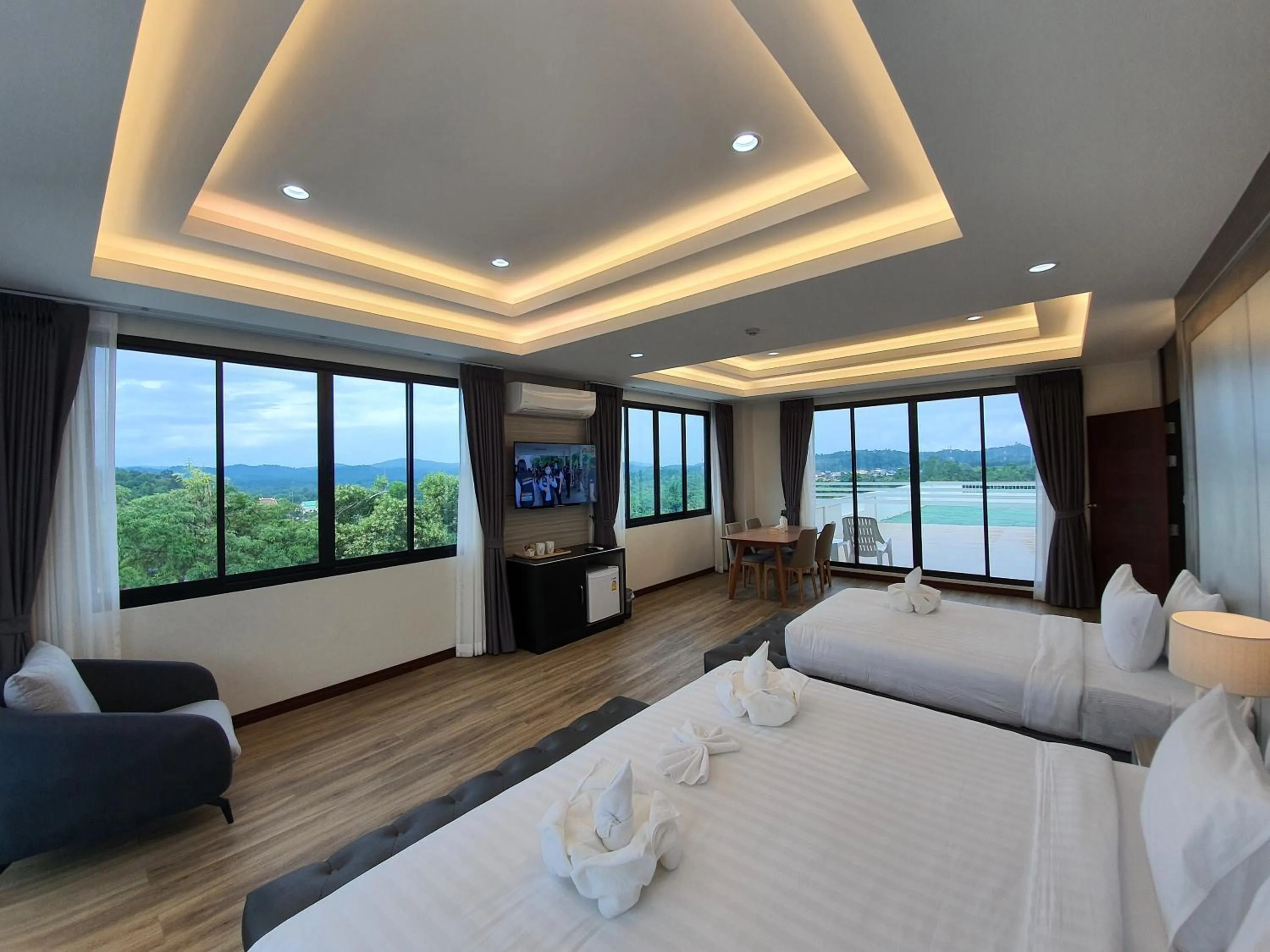 Photo of the whole room, Bed in Soidao Good View Resort