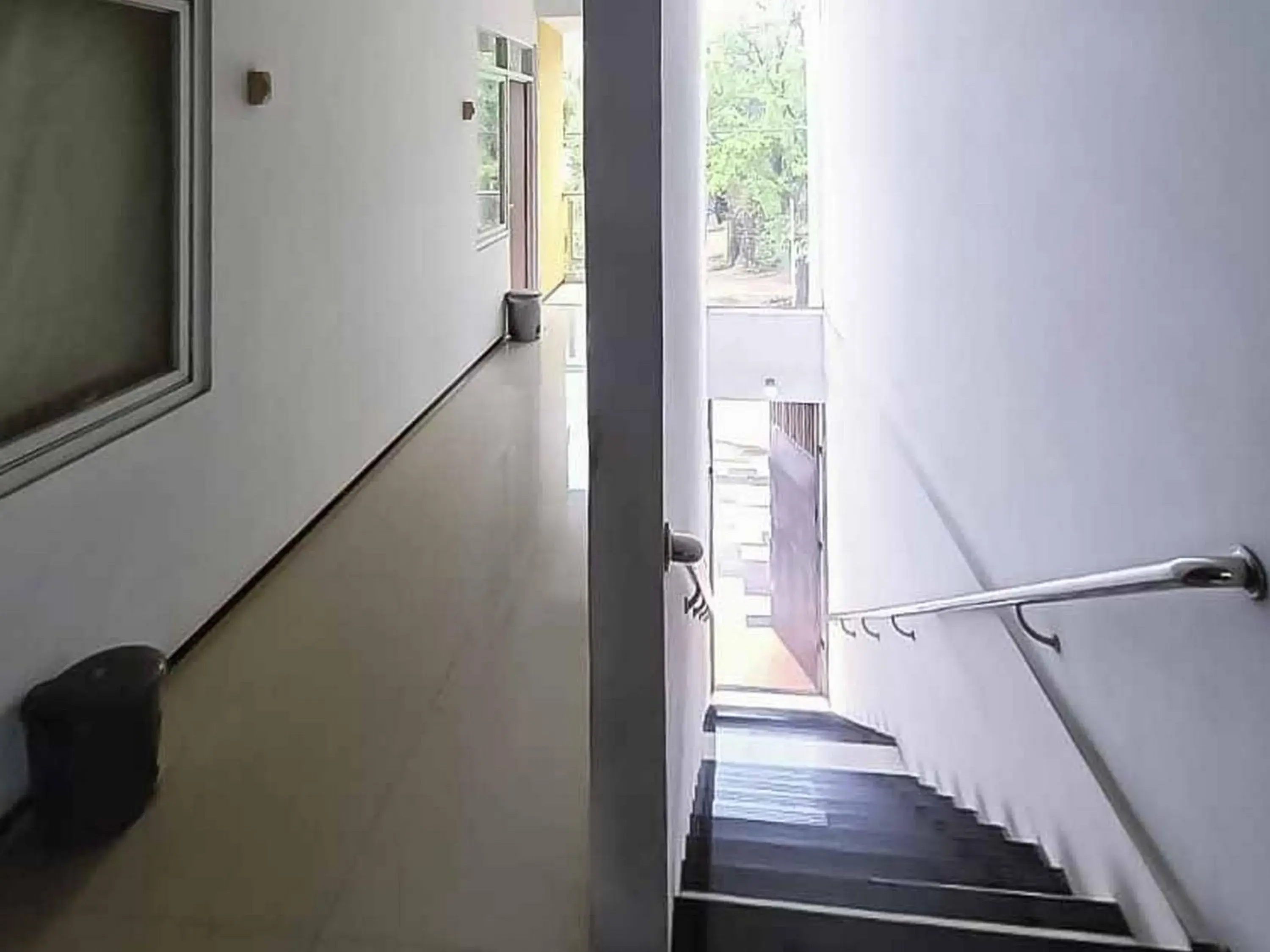 Facade/entrance in Aimer Guest House Syariah Mitra RedDoorz Facade/entrance in Aimer Guest House Syariah Mitra RedDoorz