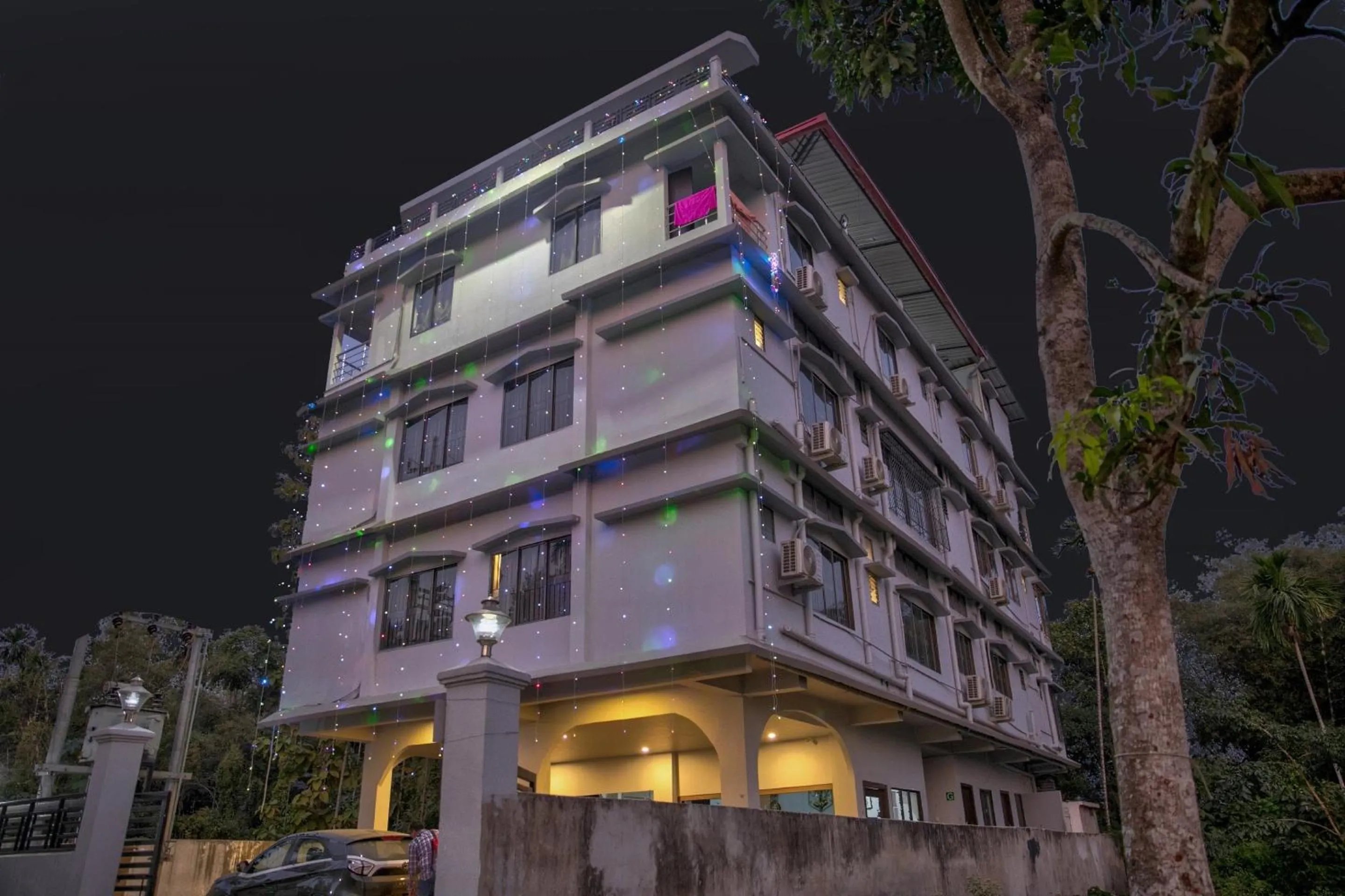 Facade/entrance in Super Townhouse Volga Homes