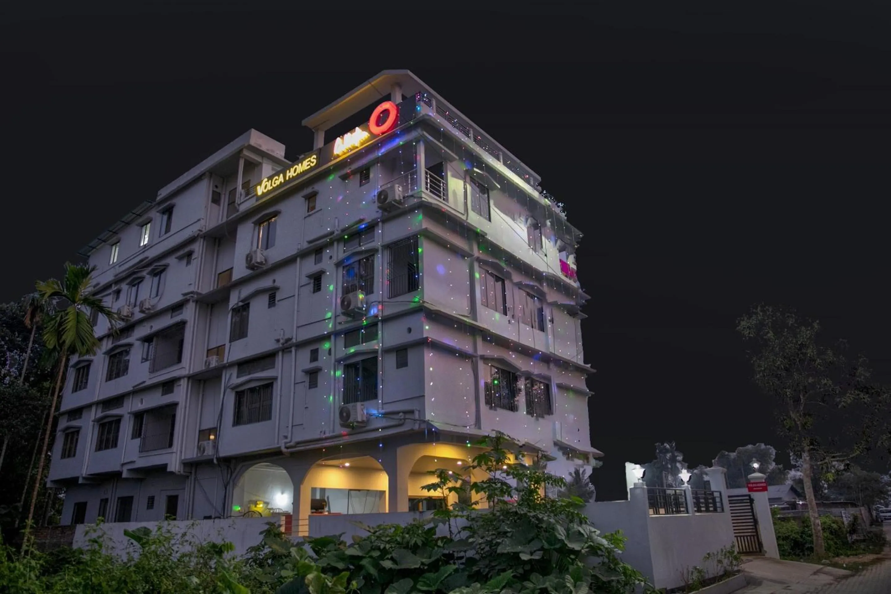 Facade/entrance in Super Townhouse Volga Homes