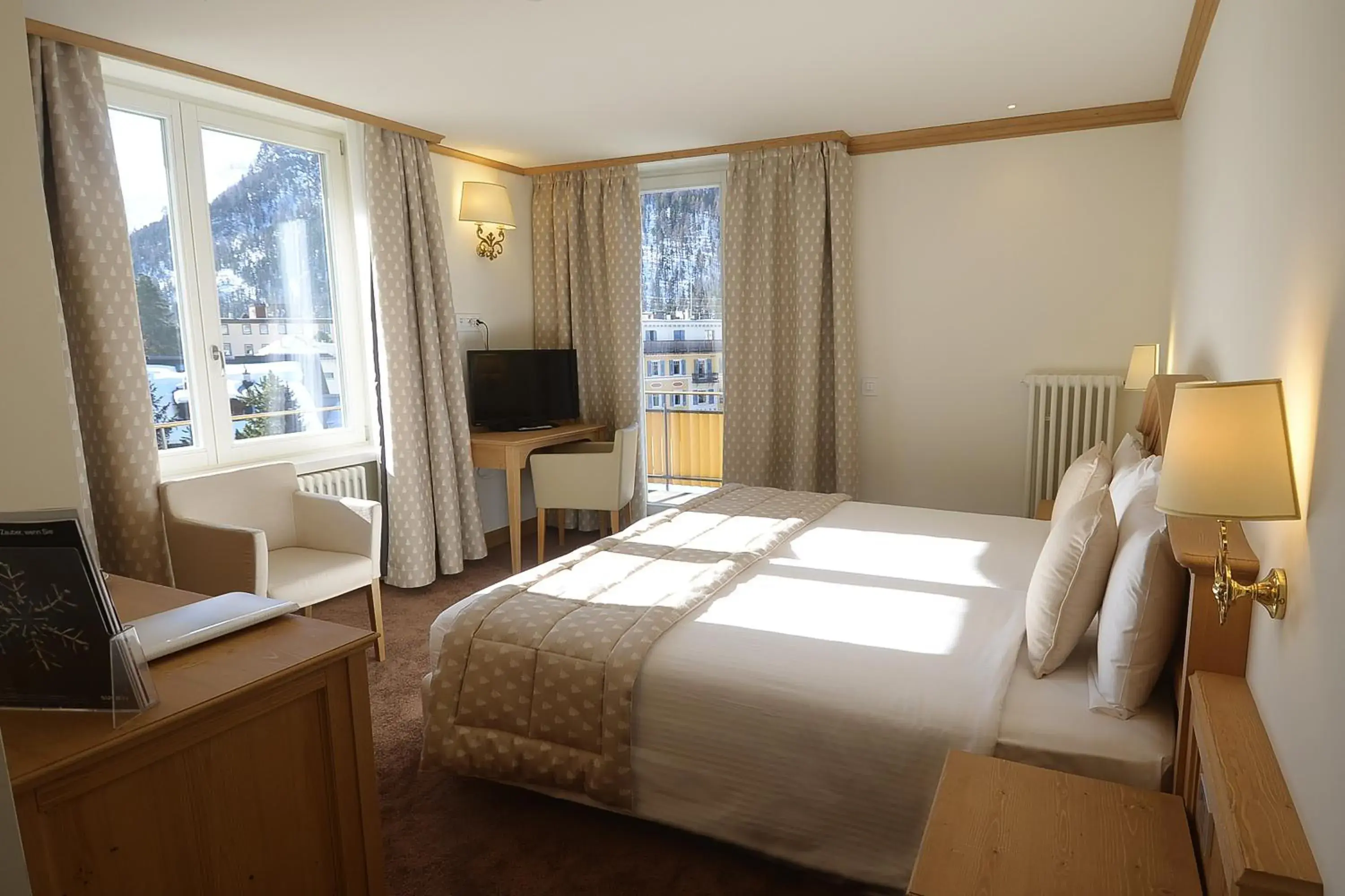 Deluxe Double Room - single occupancy in Hotel Schweizerhof Pontresina Deluxe Double Room - single occupancy in Hotel Schweizerhof Pontresina