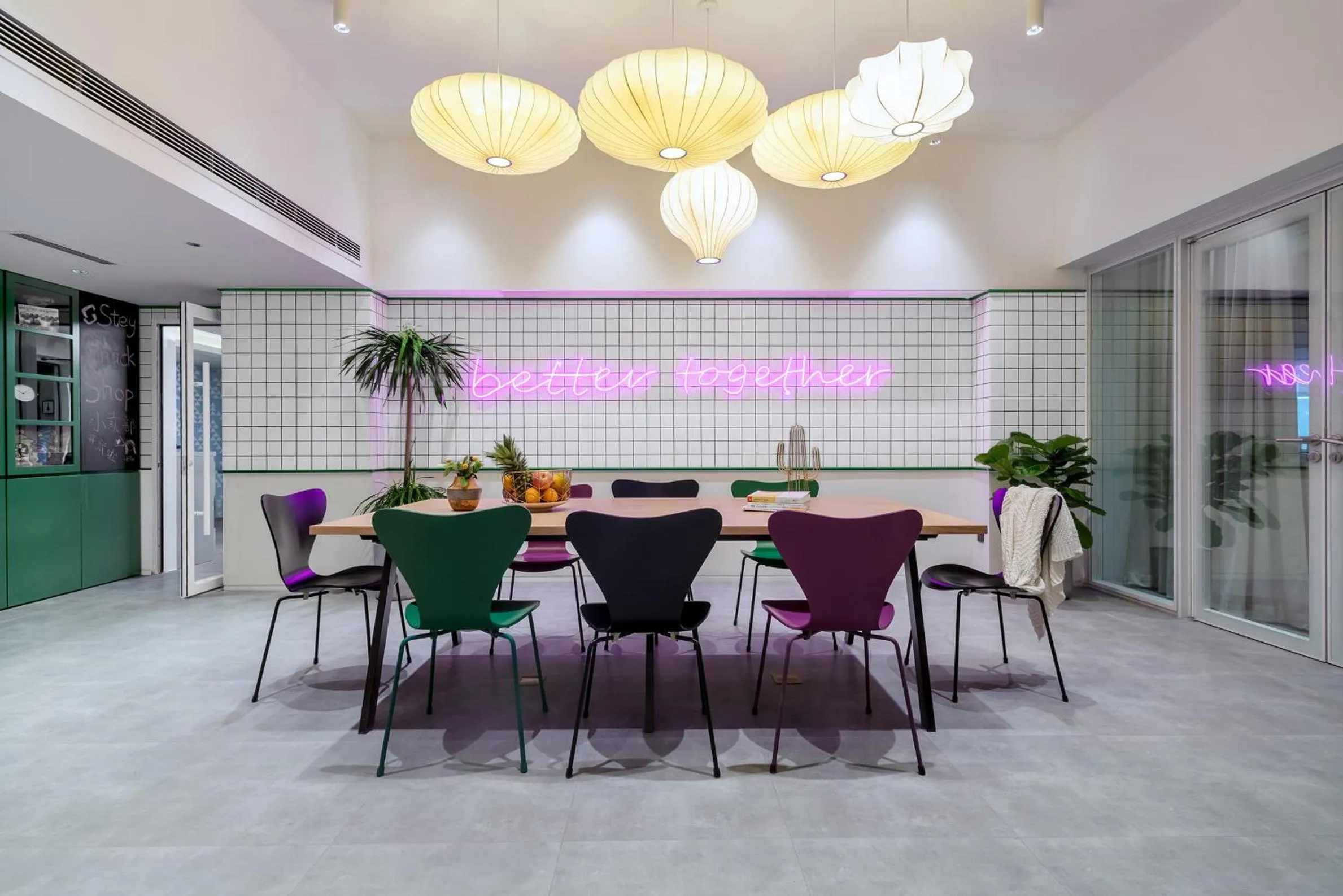 Communal kitchen in Stey Beijing Sanlitun Boutique Hotel