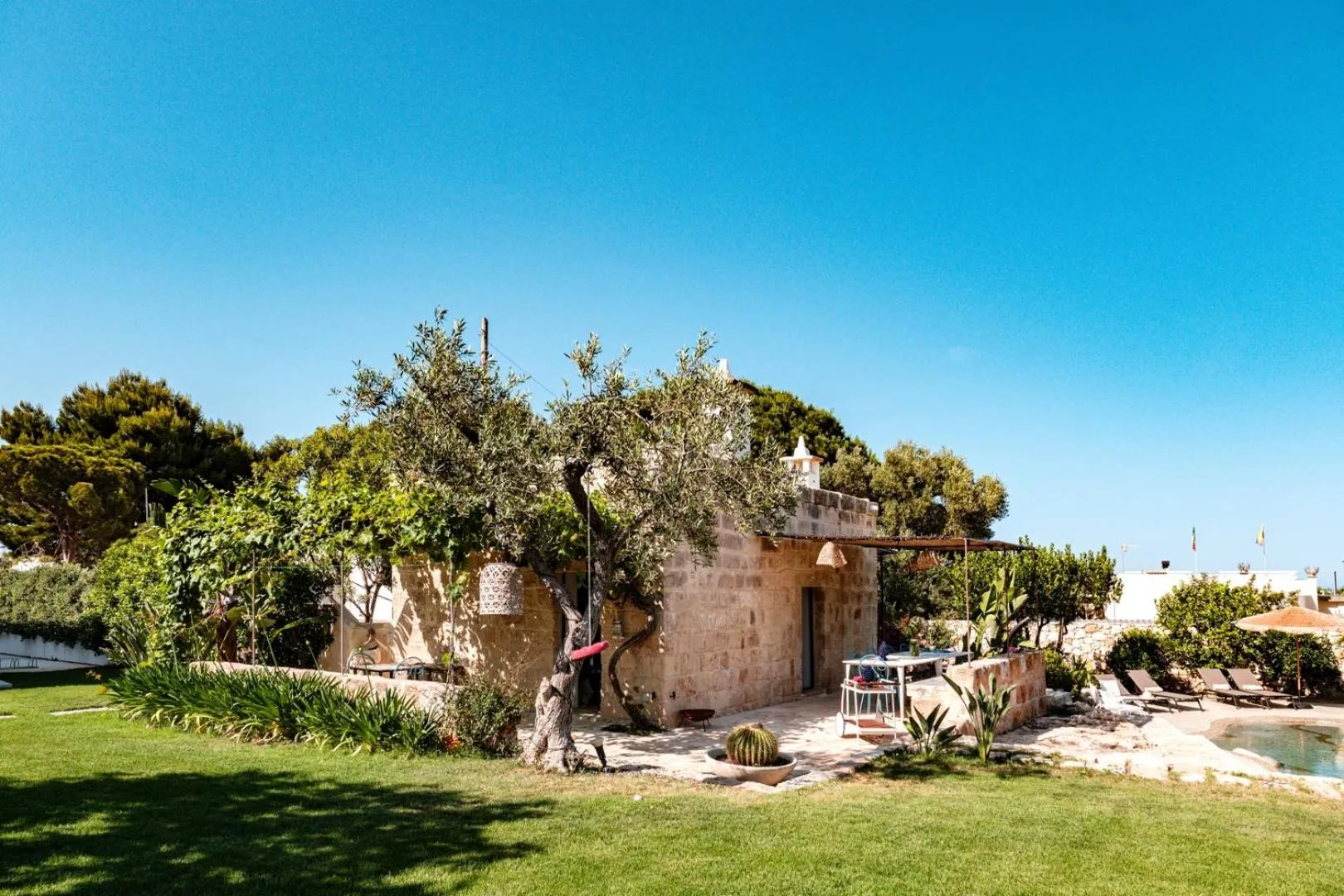 HelloApulia Villa Gemma - Direct access to the sea with private eco pool