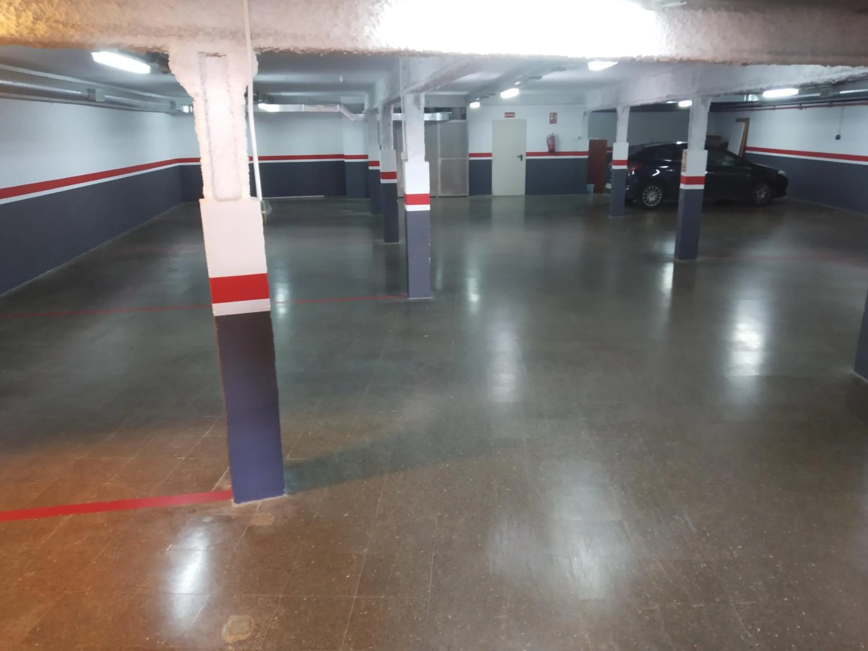 Parking in Hotel Olot Centre