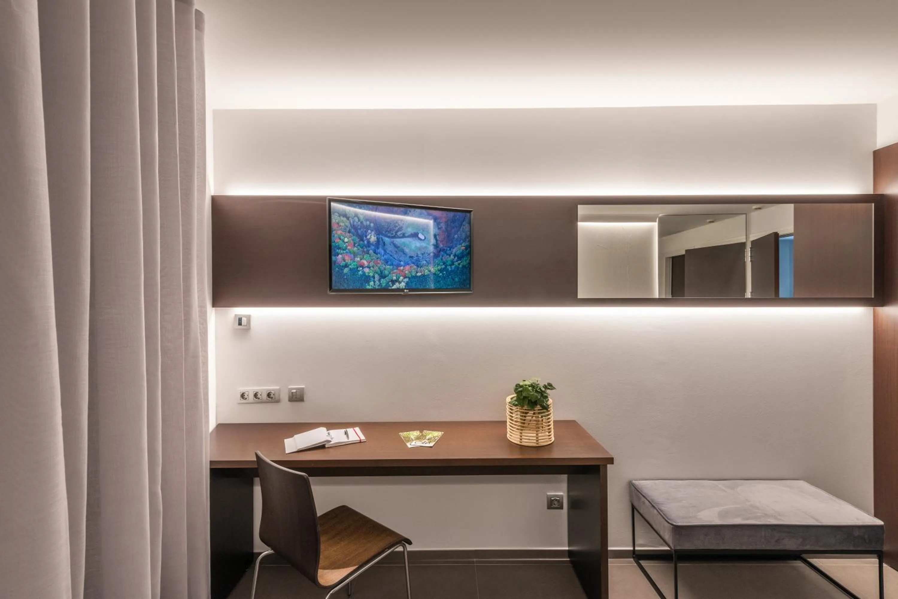 Other, Bed in Hotel Olot Centre