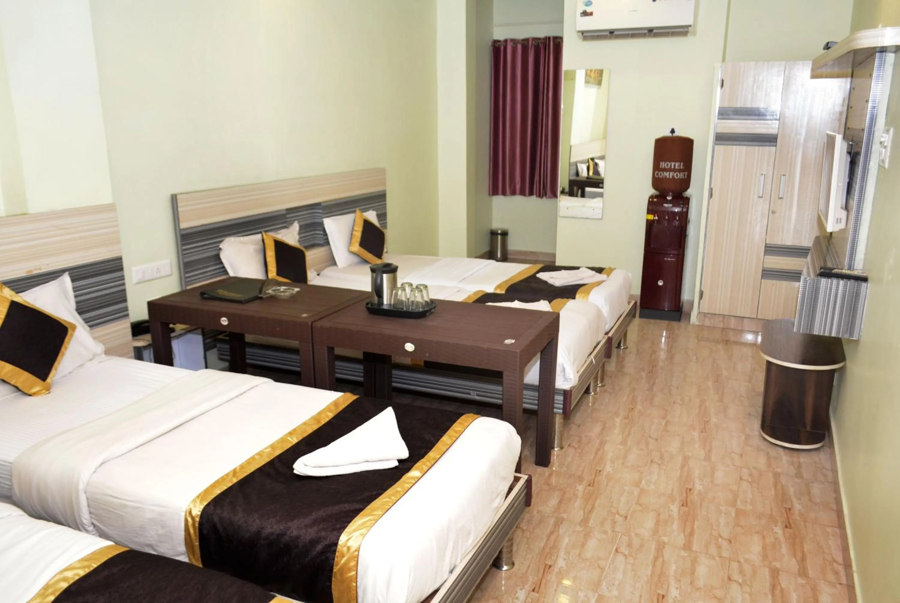 Bed in Hotel Comfort and Terrace Lounge