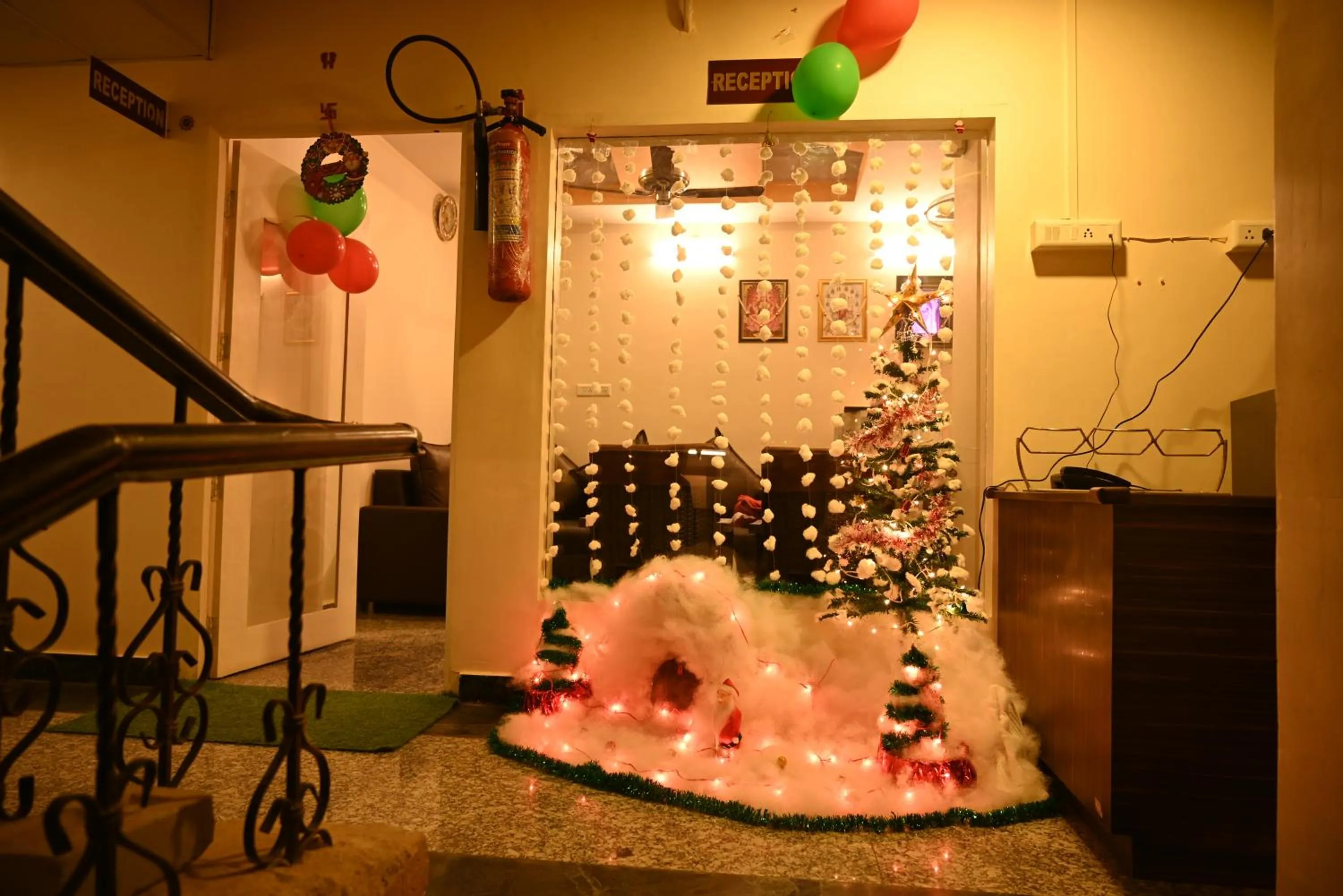 Restaurant/places to eat in Hotel Comfort and Terrace Lounge