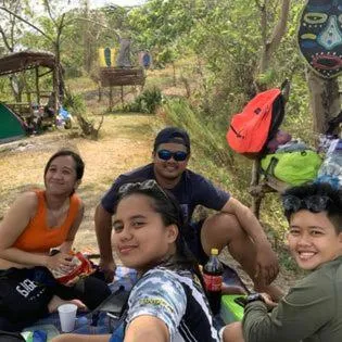 Raw Camping at Camping Paradise Singalong Mountain Garden