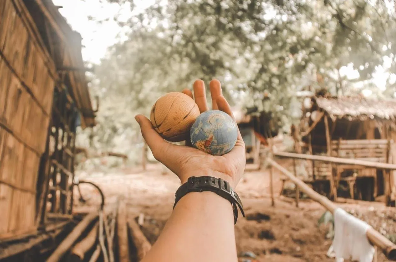 Raw Camping at Camping Paradise Singalong Mountain Garden