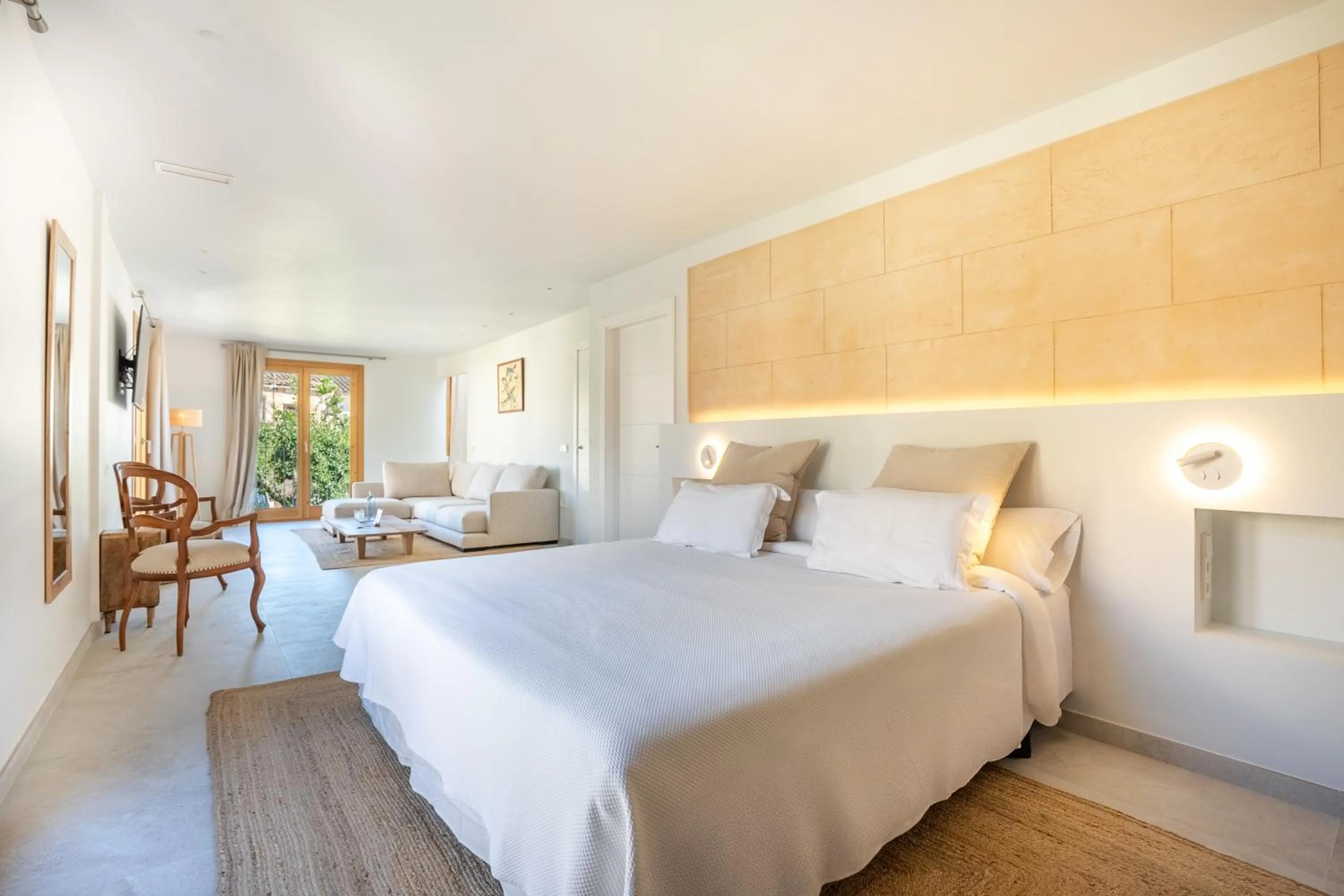 Bed in Hotel Boutique Can Pocovi