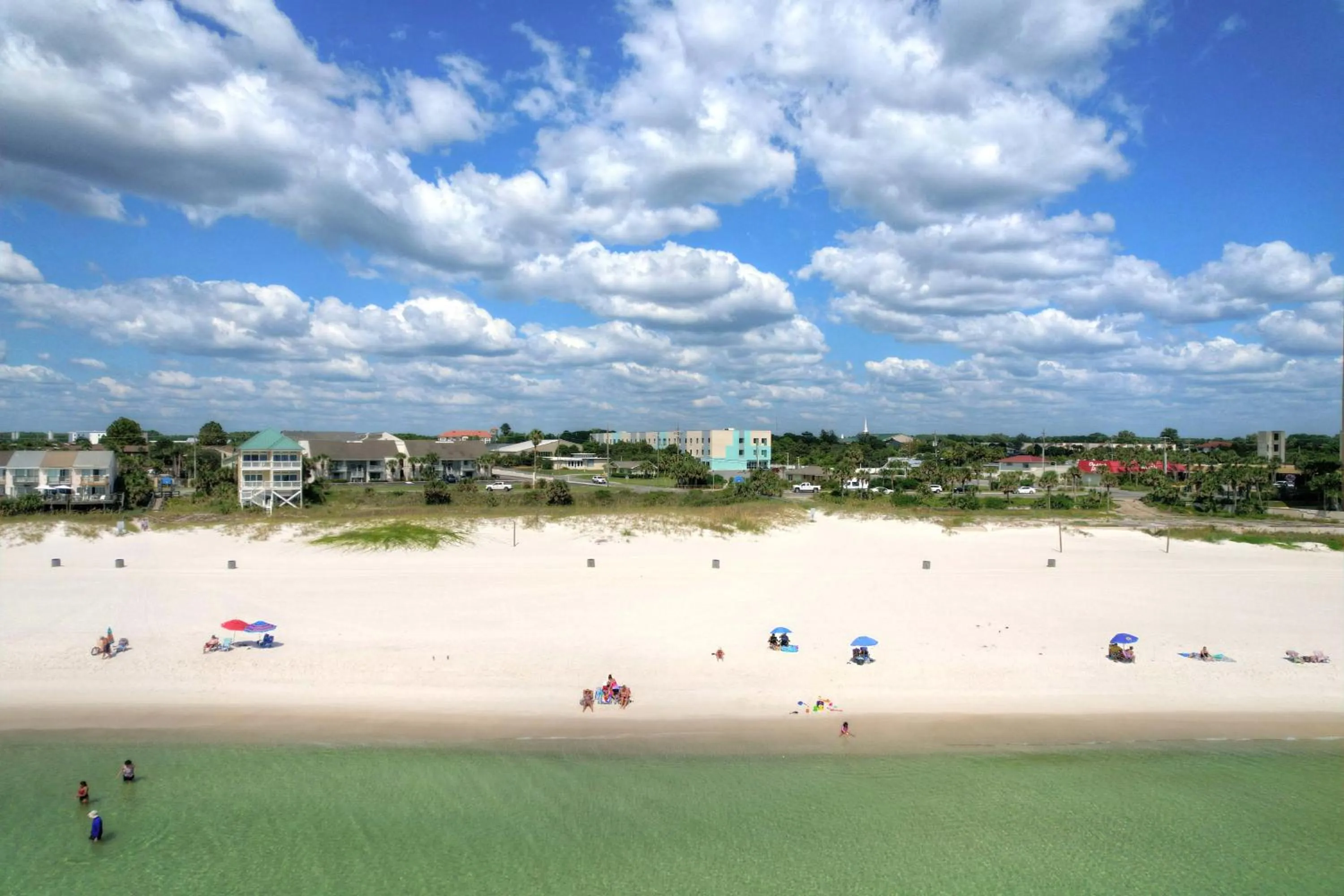 Beach in Travelodge by Wyndham Panama City Beach / Beachfront