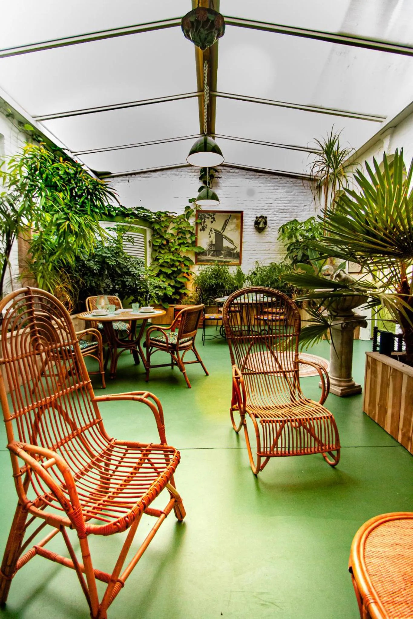 Garden view in JARDIN D'HIVER CASSEL Suite de 70 m2