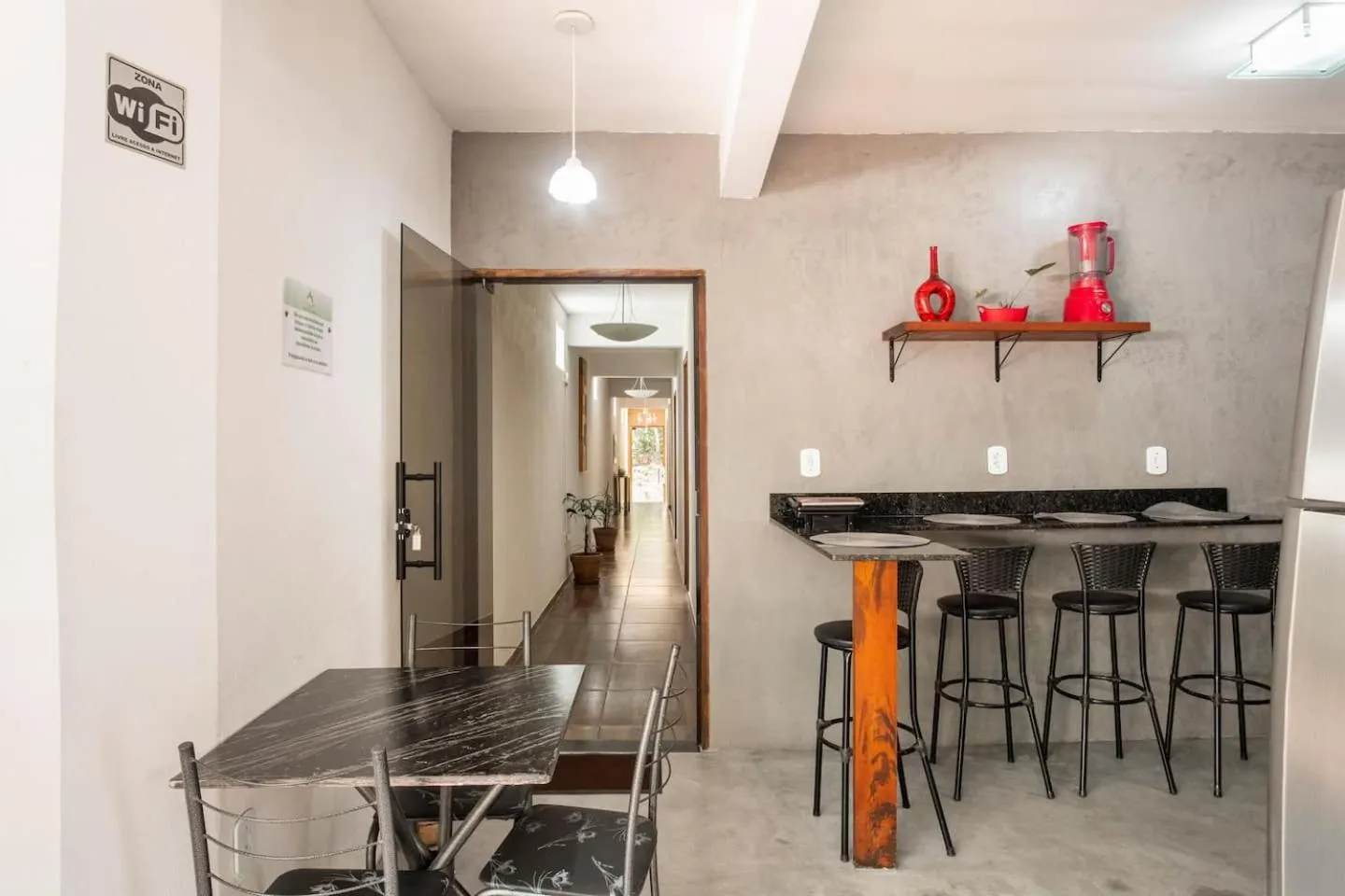 Lounge or bar in Pousada Entre Folhas